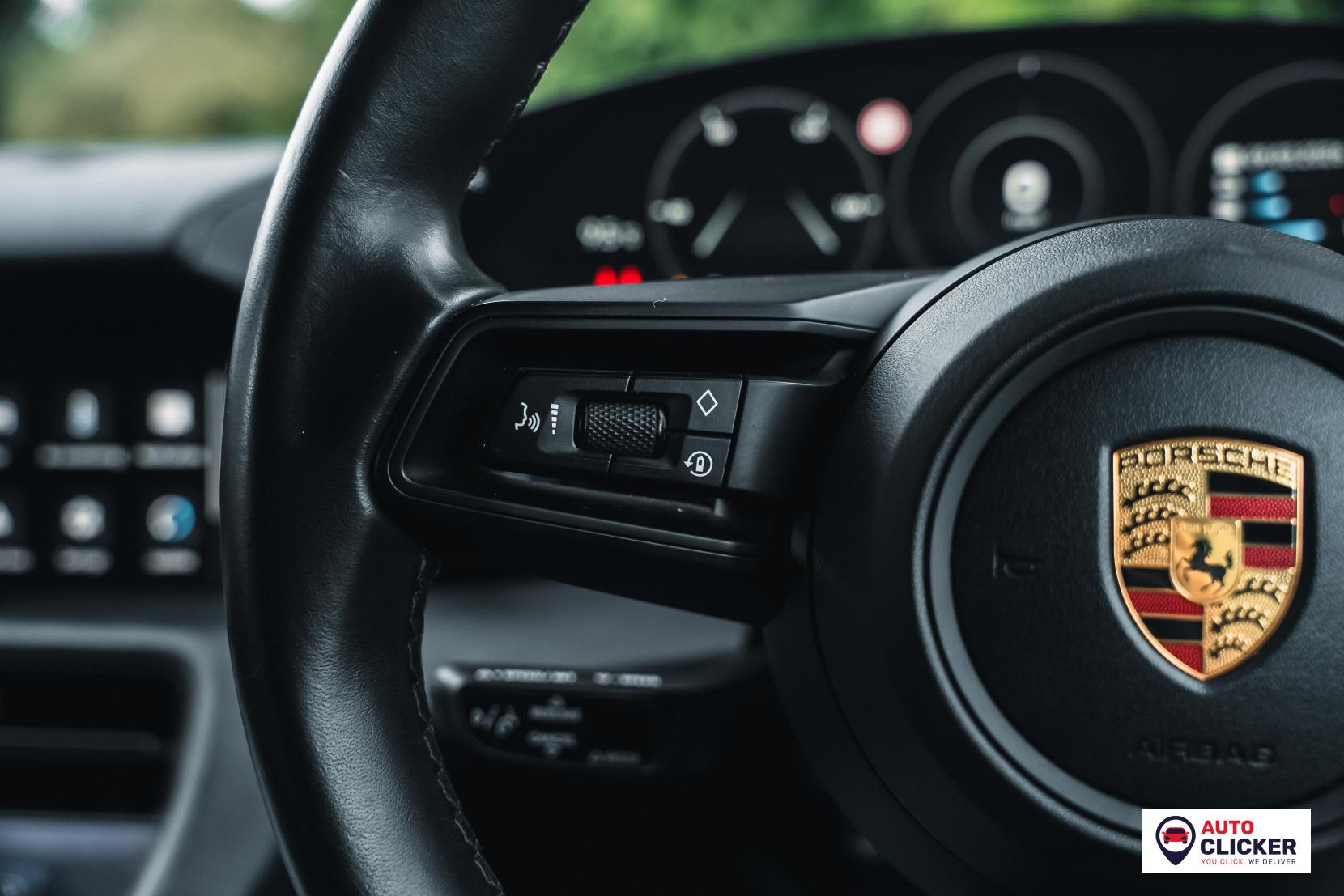 Porsche Taycan Performance Plus 93.4kWh 4S Saloon 4dr Electric Auto 4WD (571 ps)