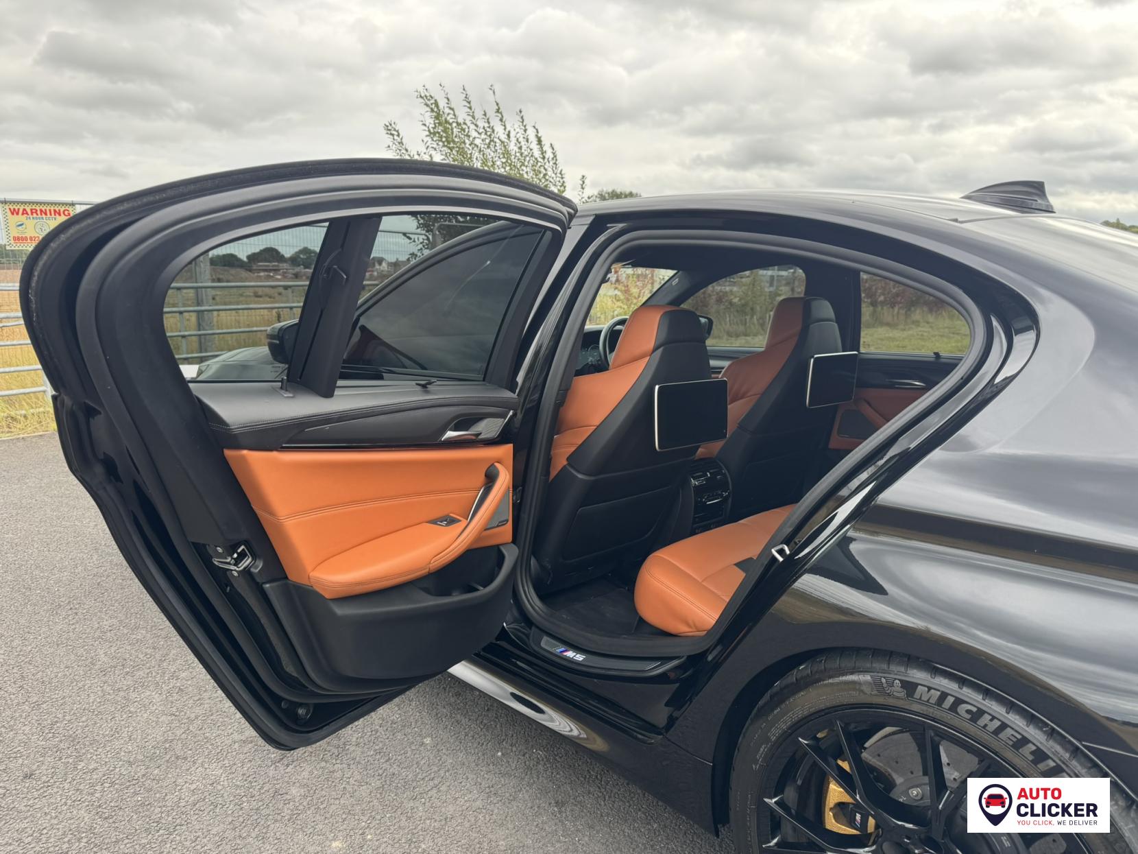 BMW M5 4.4i V8 Competition Saloon 4dr Petrol Steptronic xDrive Euro 6 (s/s) (625 ps)