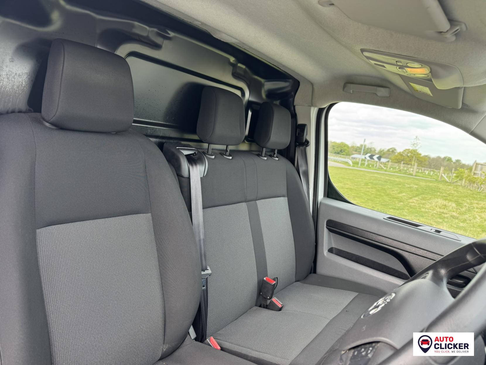Vauxhall Vivaro 1.5 Turbo D 2900 Dynamic Panel Van 6dr Diesel Manual L2 H1 Euro 6 (s/s) (100 ps)