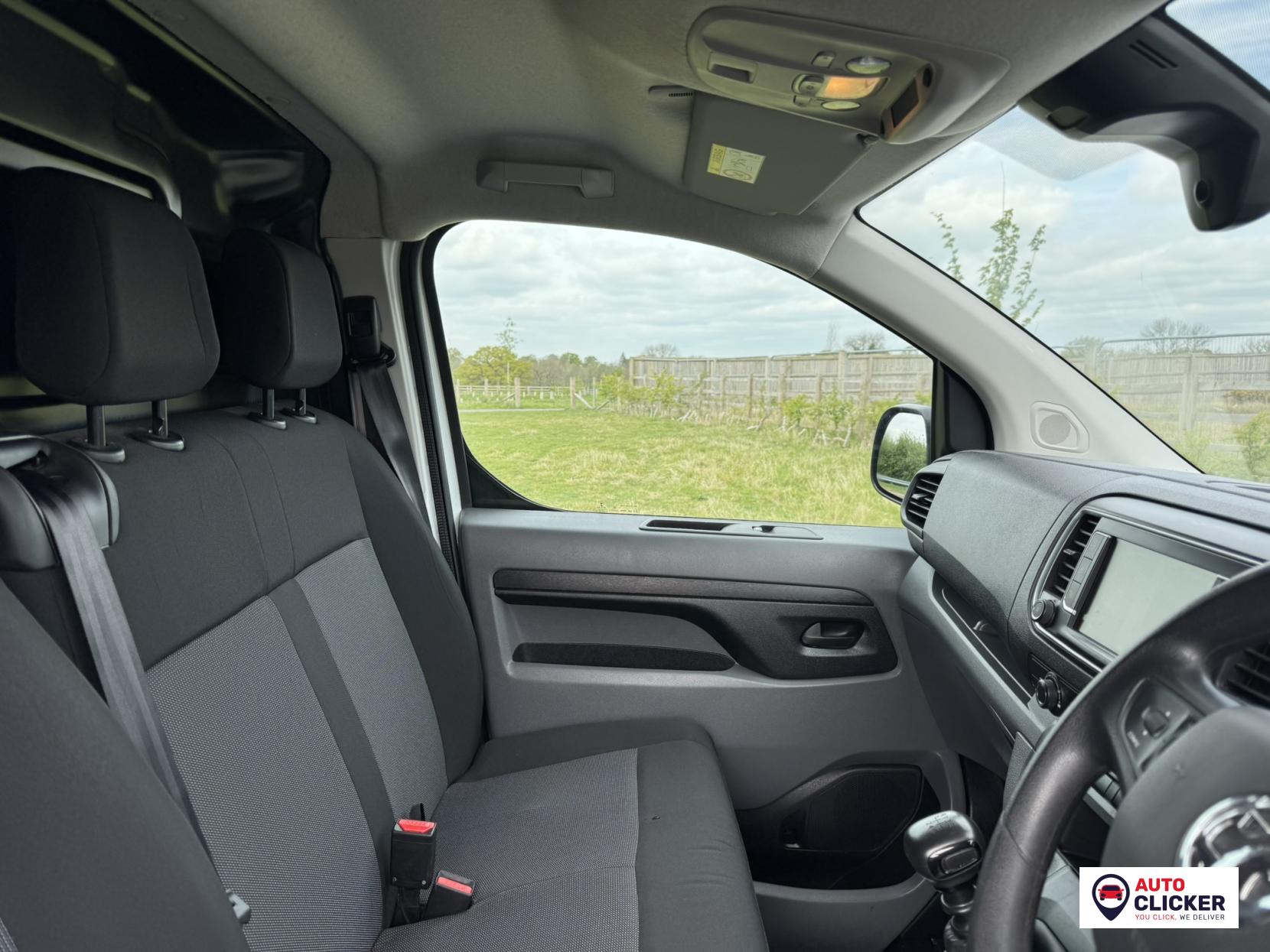 Vauxhall Vivaro 1.5 Turbo D 2900 Dynamic Panel Van 6dr Diesel Manual L2 H1 Euro 6 (s/s) (100 ps)