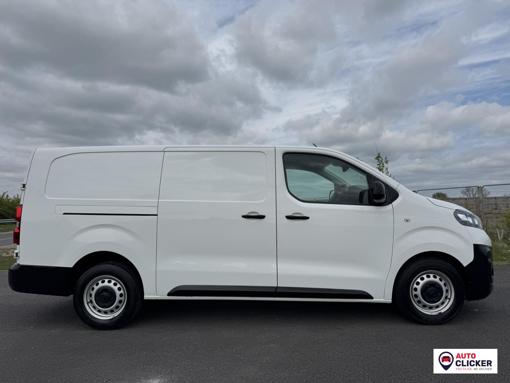 Vauxhall Vivaro 1.5 Turbo D 2900 Dynamic Panel Van 6dr Diesel Manual L2 H1 Euro 6 (s/s) (100 ps)