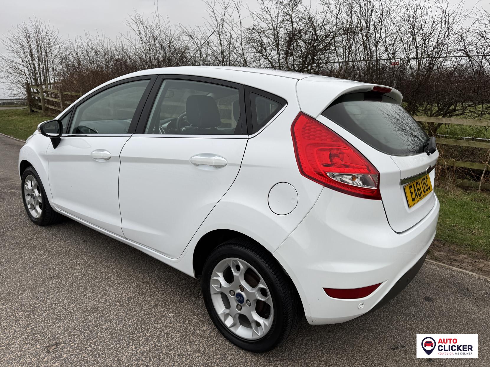 Ford Fiesta 1.4 TDCi DPF Zetec Hatchback 5dr Diesel Manual (107 g/km, 69 bhp)