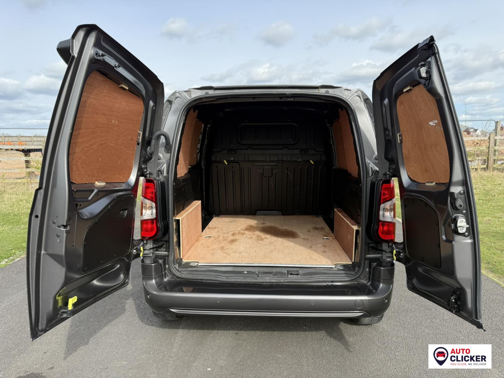 Citroen Berlingo 1.5 BlueHDi 1000 Driver M Pro Panel Van 5dr Diesel EAT8 SWB Euro 6 (s/s) (130 ps)