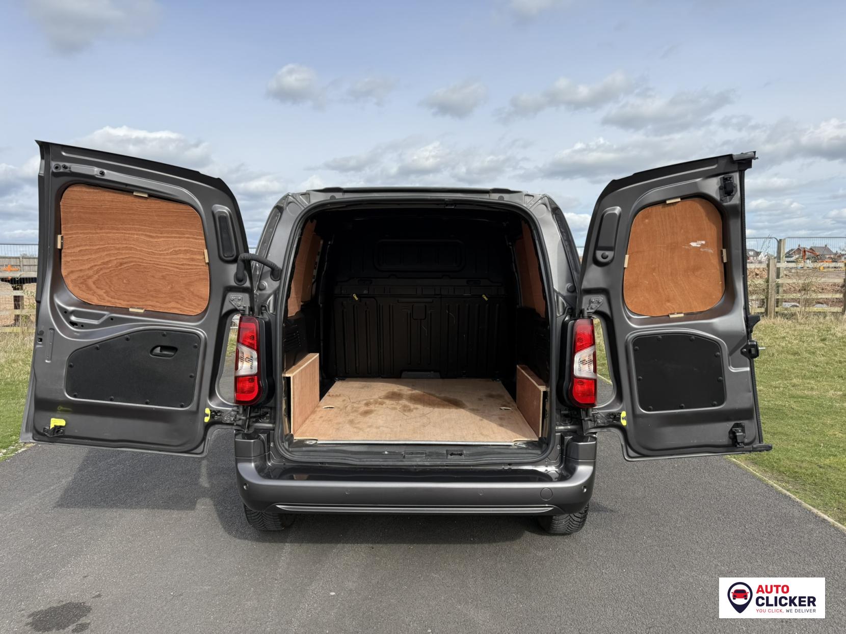 Citroen Berlingo 1.5 BlueHDi 1000 Driver M Pro Panel Van 5dr Diesel EAT8 SWB Euro 6 (s/s) (130 ps)