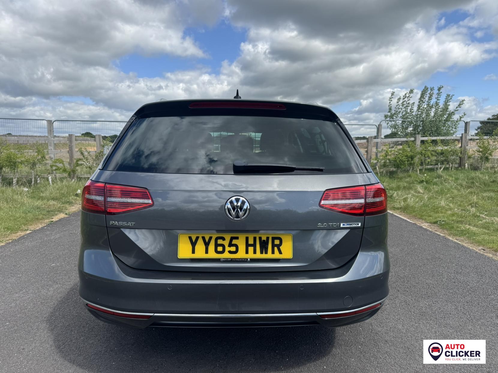 Volkswagen Passat 2.0 TDI BlueMotion Tech GT Estate 5dr Diesel Manual Euro 6 (s/s) (150 ps)