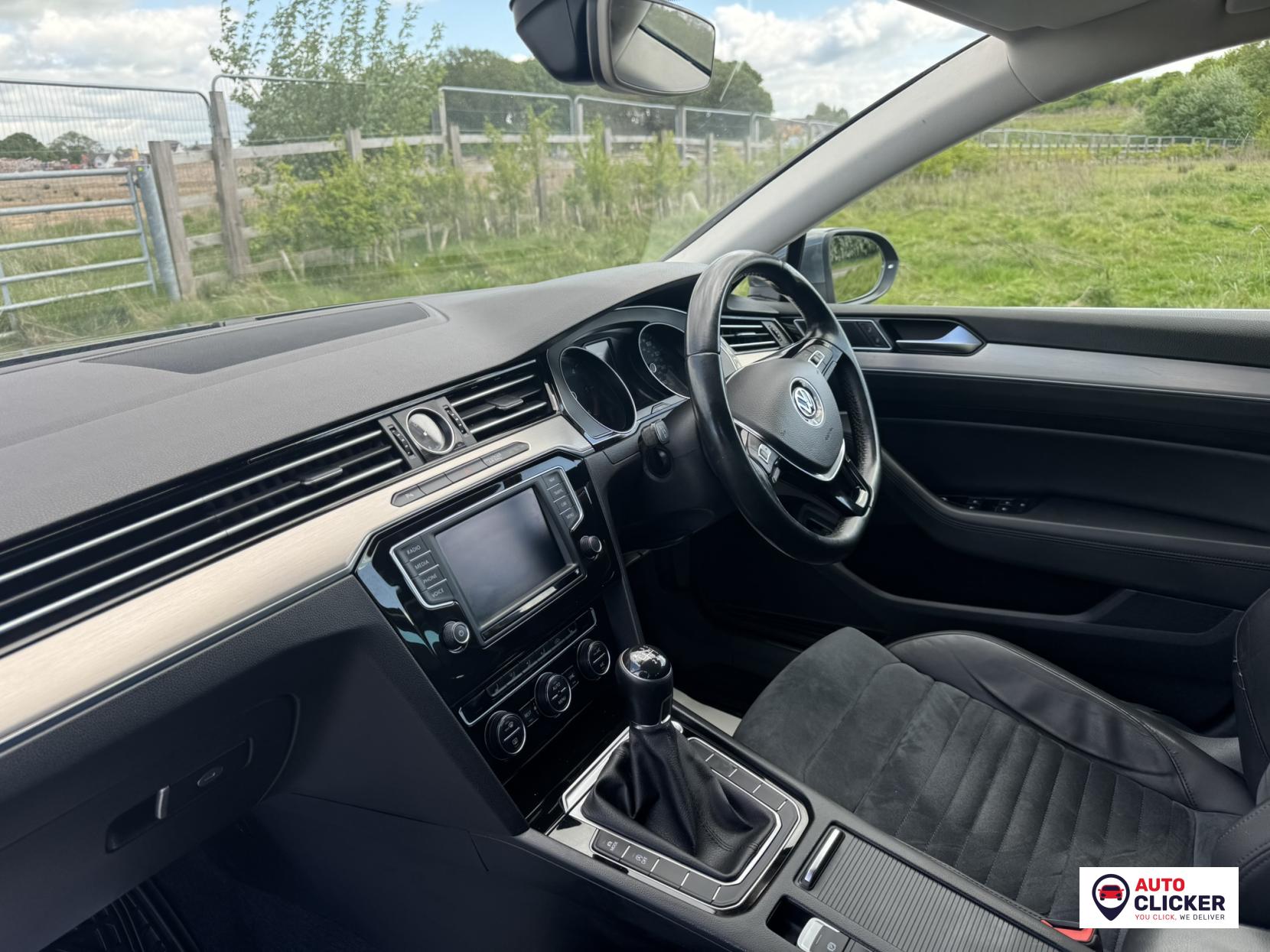 Volkswagen Passat 2.0 TDI BlueMotion Tech GT Estate 5dr Diesel Manual Euro 6 (s/s) (150 ps)