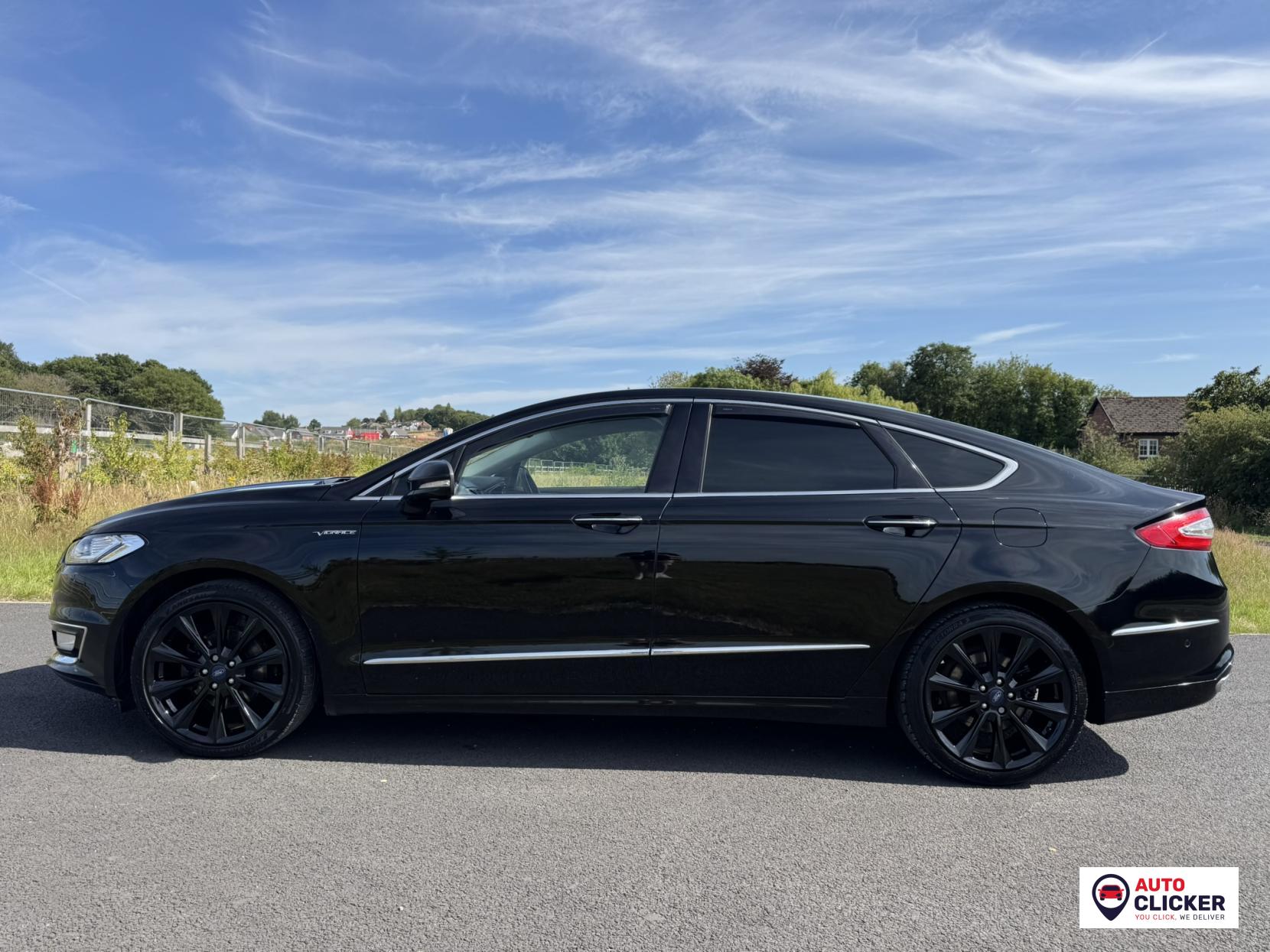 Ford Mondeo 2.0 TDCi Vignale Hatchback 5dr Diesel Powershift Euro 6 (s/s) (180 ps)