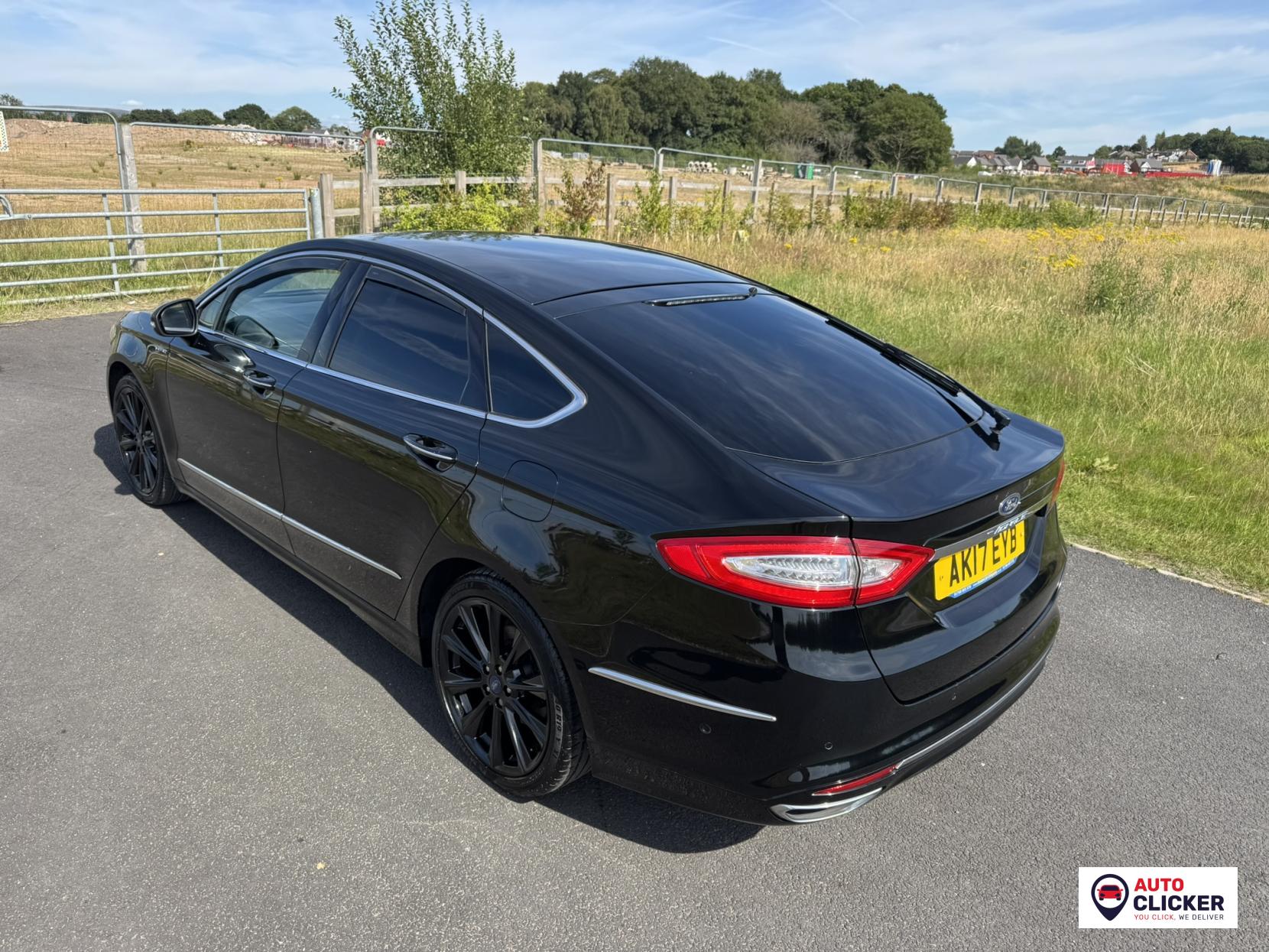 Ford Mondeo 2.0 TDCi Vignale Hatchback 5dr Diesel Powershift Euro 6 (s/s) (180 ps)