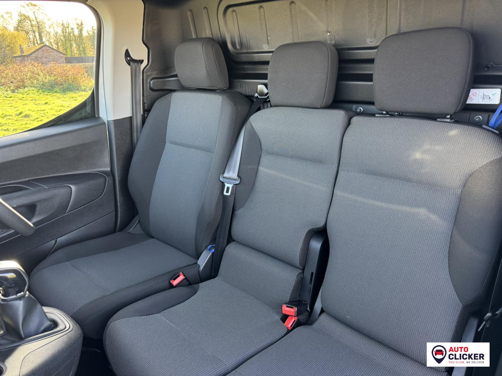 Vauxhall Combo 1.5 Turbo D 2300 Sportive Panel Van 4dr Diesel Manual L1 H1 Euro 6 (100 ps)