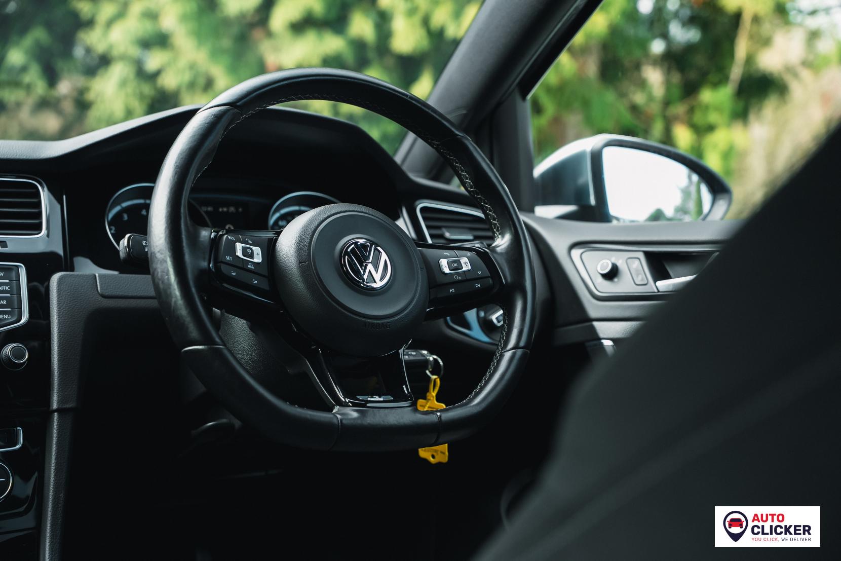 Volkswagen Golf 2.0 TSI BlueMotion Tech R Hatchback 5dr Petrol DSG 4Motion Euro 6 (s/s) (310 ps)