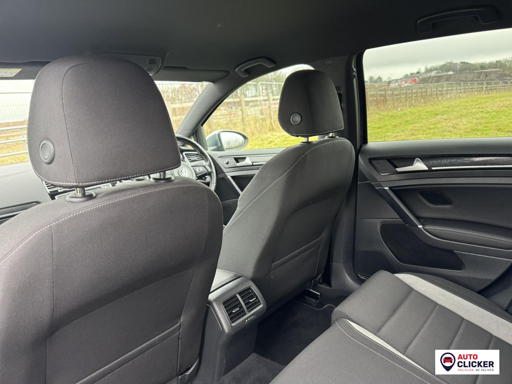 Volkswagen Golf 2.0 TSI BlueMotion Tech R Hatchback 5dr Petrol DSG 4Motion Euro 6 (s/s) (310 ps)