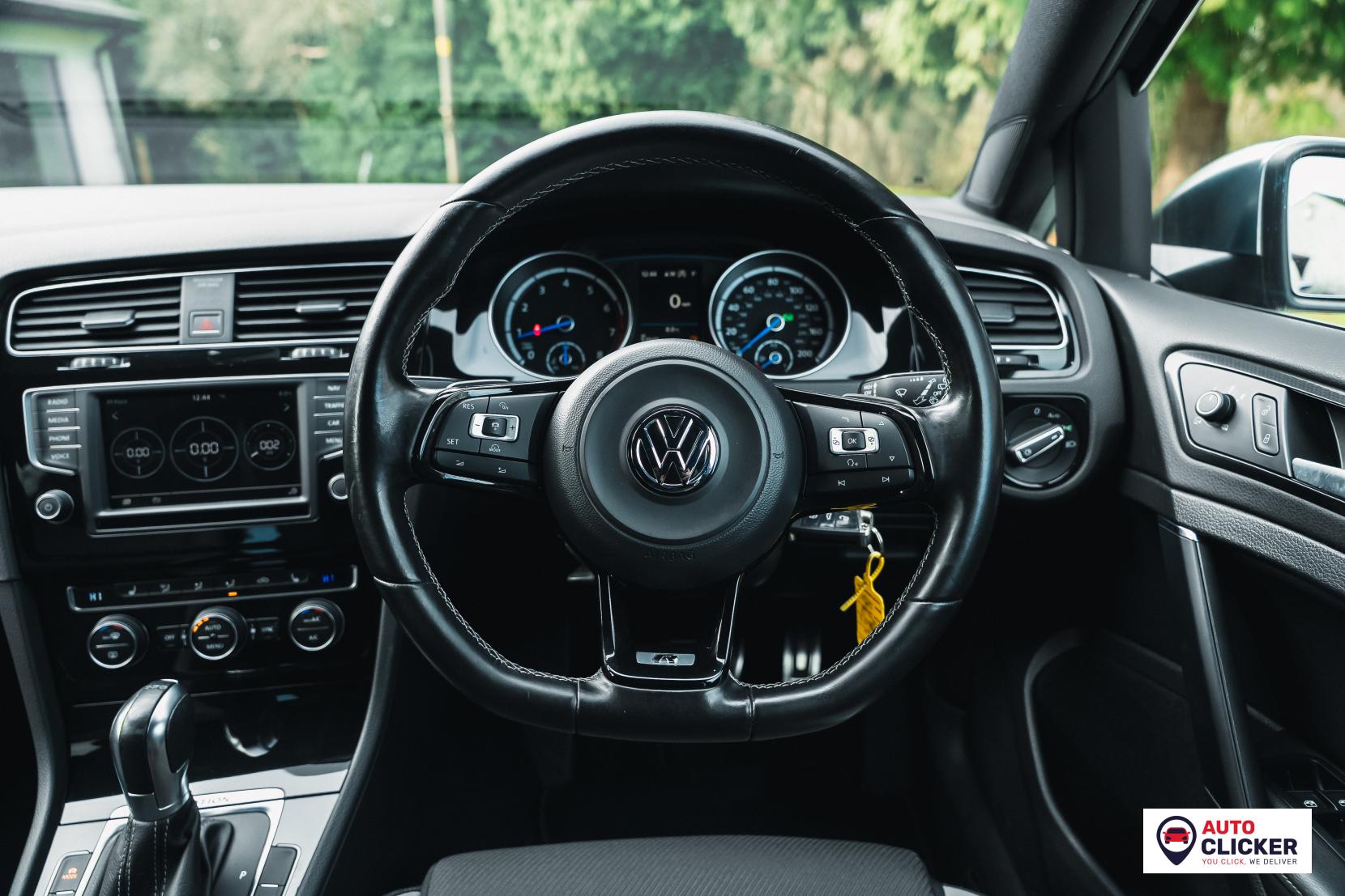 Volkswagen Golf 2.0 TSI BlueMotion Tech R Hatchback 5dr Petrol DSG 4Motion Euro 6 (s/s) (310 ps)