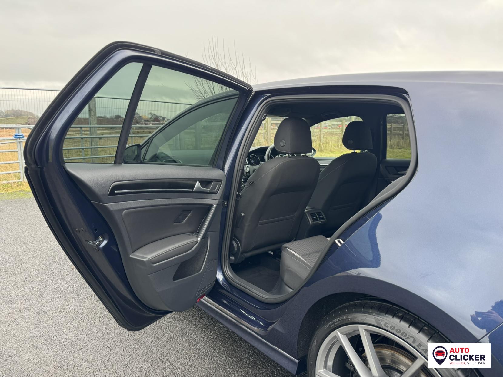 Volkswagen Golf 2.0 TSI BlueMotion Tech R Hatchback 5dr Petrol DSG 4Motion Euro 6 (s/s) (310 ps)