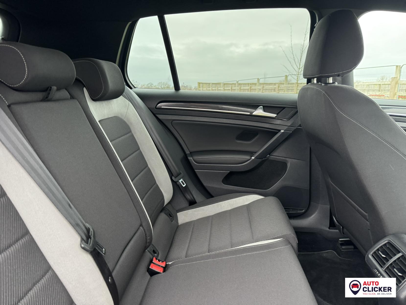 Volkswagen Golf 2.0 TSI BlueMotion Tech R Hatchback 5dr Petrol DSG 4Motion Euro 6 (s/s) (310 ps)