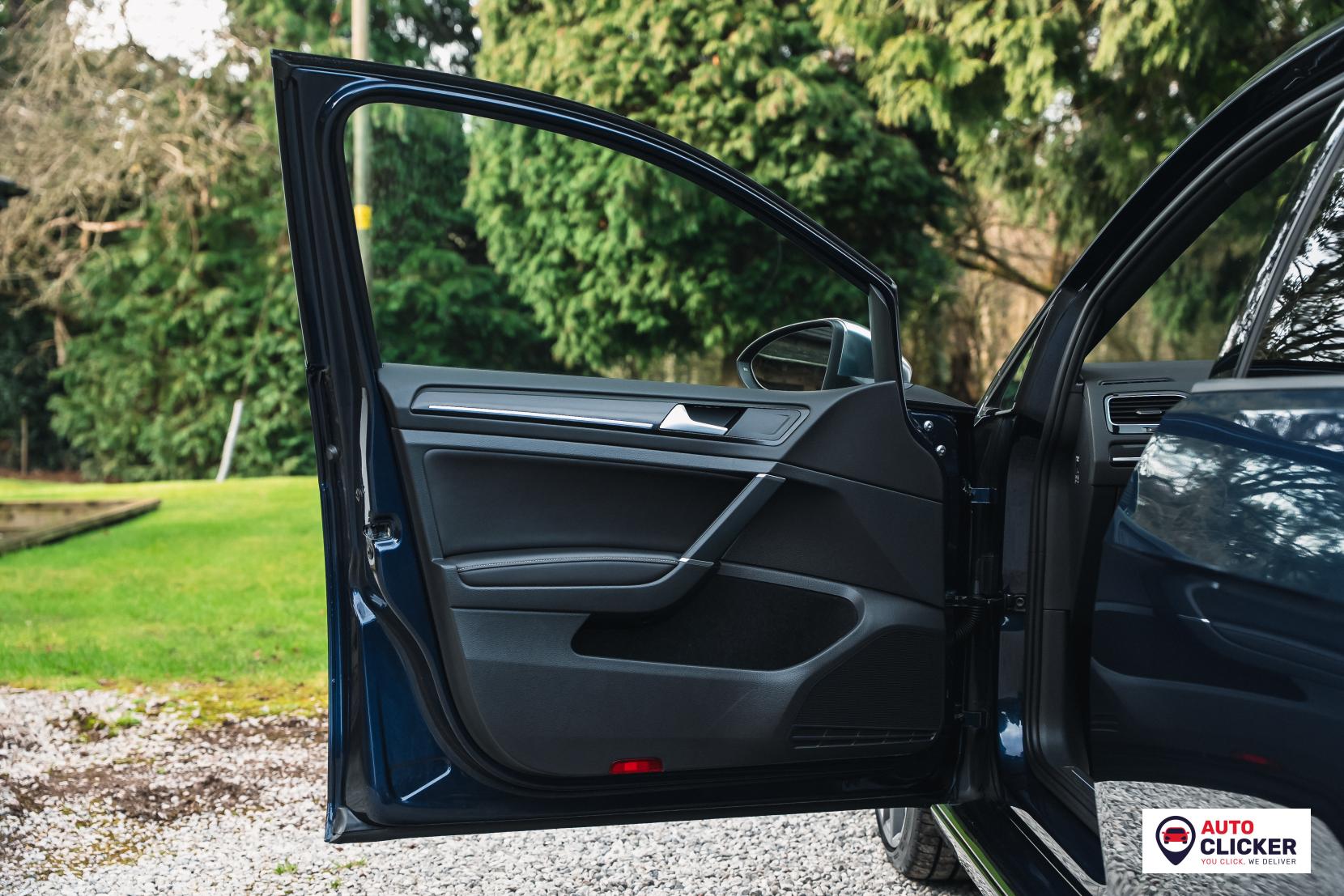 Volkswagen Golf 2.0 TSI BlueMotion Tech R Hatchback 5dr Petrol DSG 4Motion Euro 6 (s/s) (310 ps)