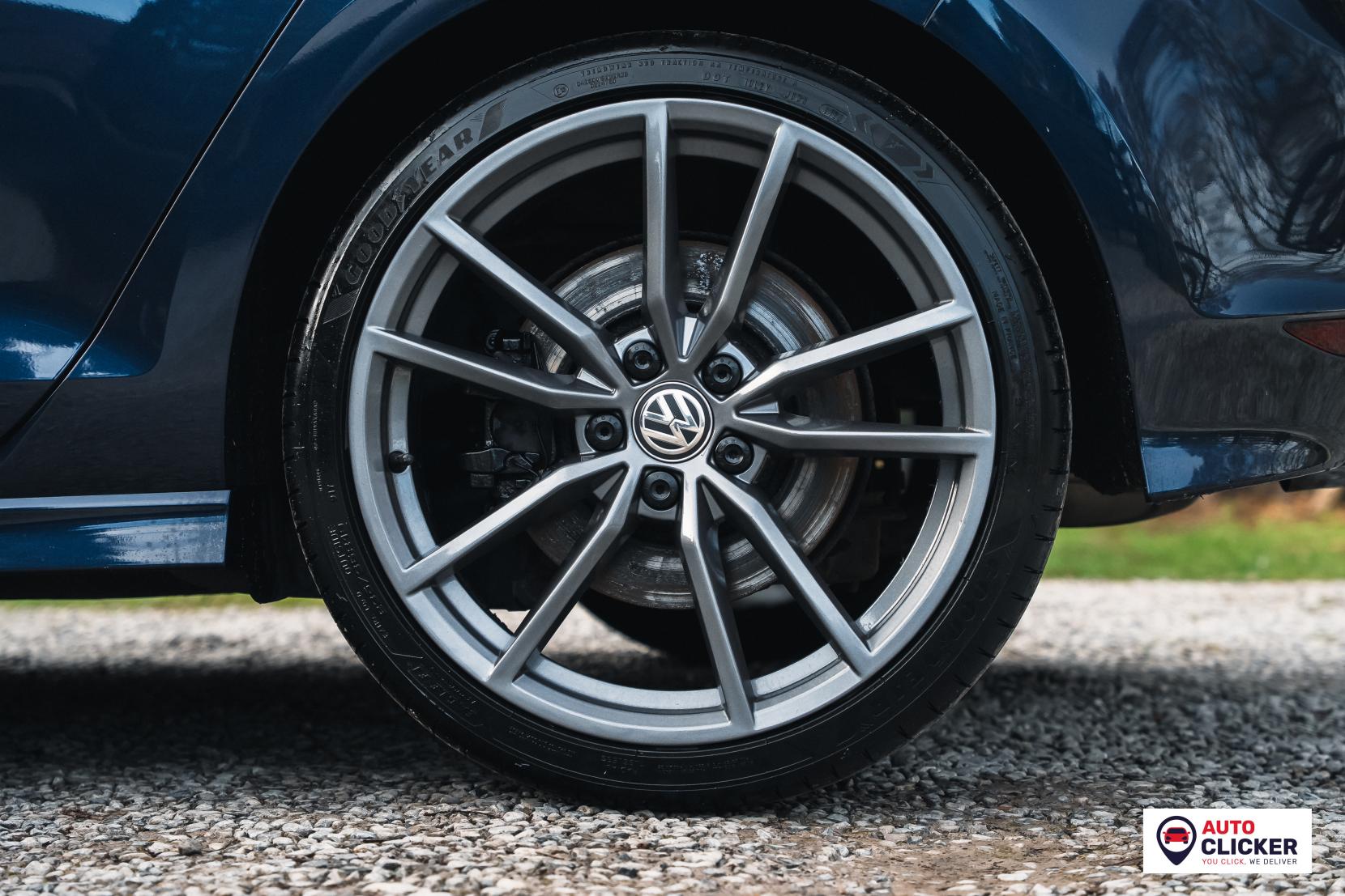 Volkswagen Golf 2.0 TSI BlueMotion Tech R Hatchback 5dr Petrol DSG 4Motion Euro 6 (s/s) (310 ps)