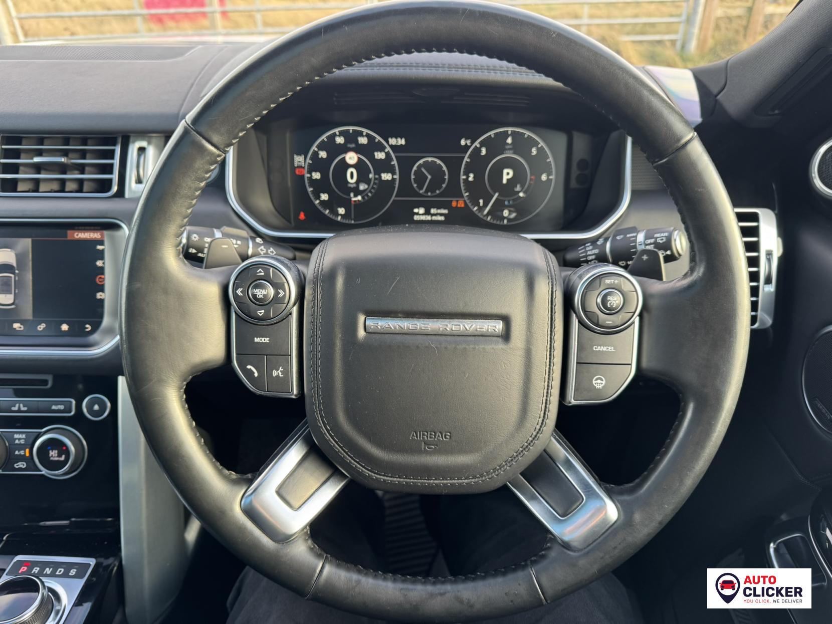 Land Rover Range Rover 4.4 SD V8 Vogue SE SUV 5dr Diesel Auto 4WD Euro 6 (s/s) (339 ps)