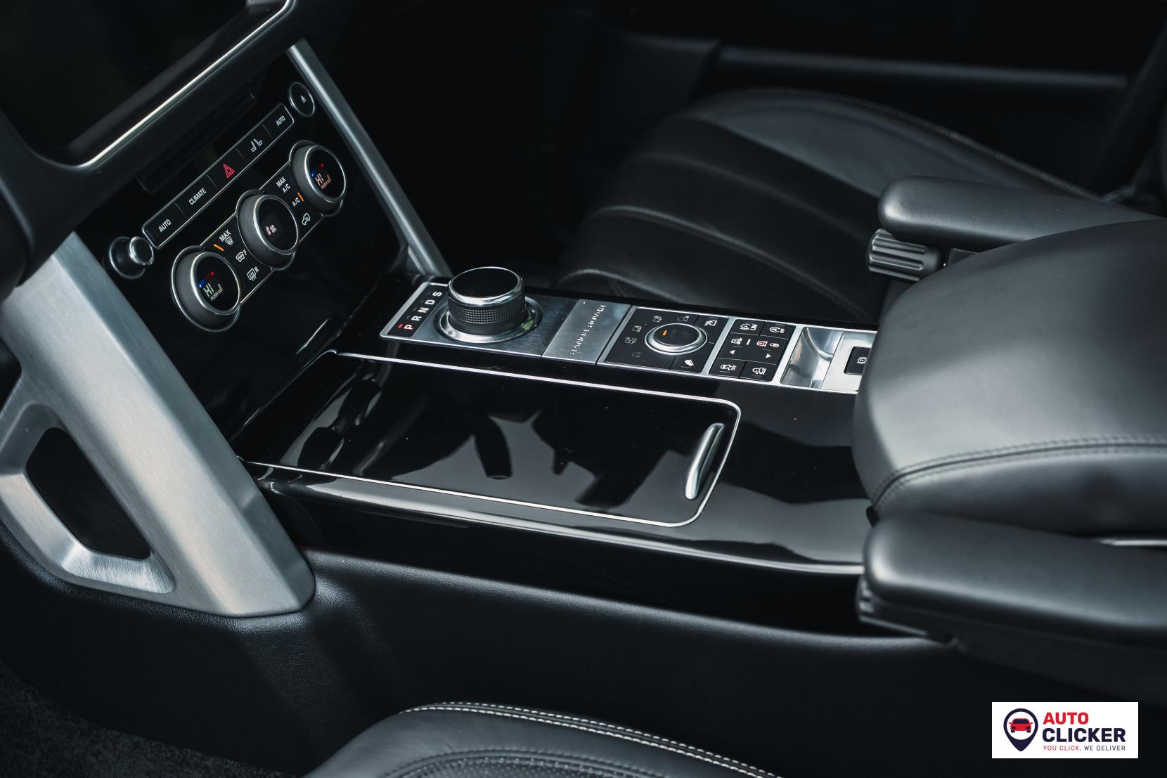 Land Rover Range Rover 4.4 SD V8 Vogue SE SUV 5dr Diesel Auto 4WD Euro 6 (s/s) (339 ps)