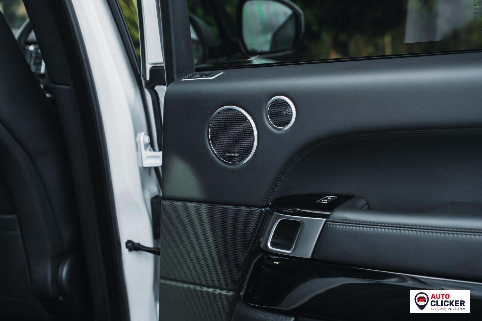 Land Rover Range Rover 4.4 SD V8 Vogue SE SUV 5dr Diesel Auto 4WD Euro 6 (s/s) (339 ps)