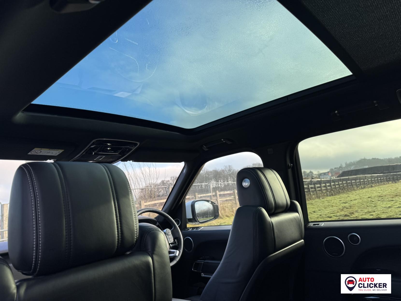 Land Rover Range Rover 4.4 SD V8 Vogue SE SUV 5dr Diesel Auto 4WD Euro 6 (s/s) (339 ps)