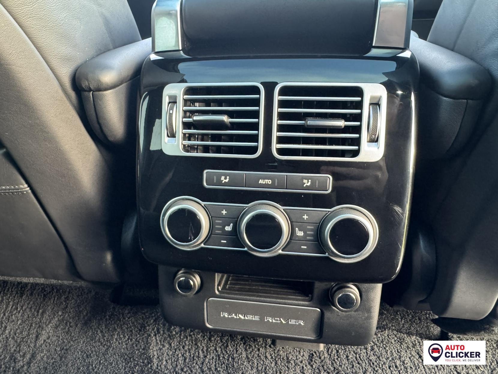 Land Rover Range Rover 4.4 SD V8 Vogue SE SUV 5dr Diesel Auto 4WD Euro 6 (s/s) (339 ps)