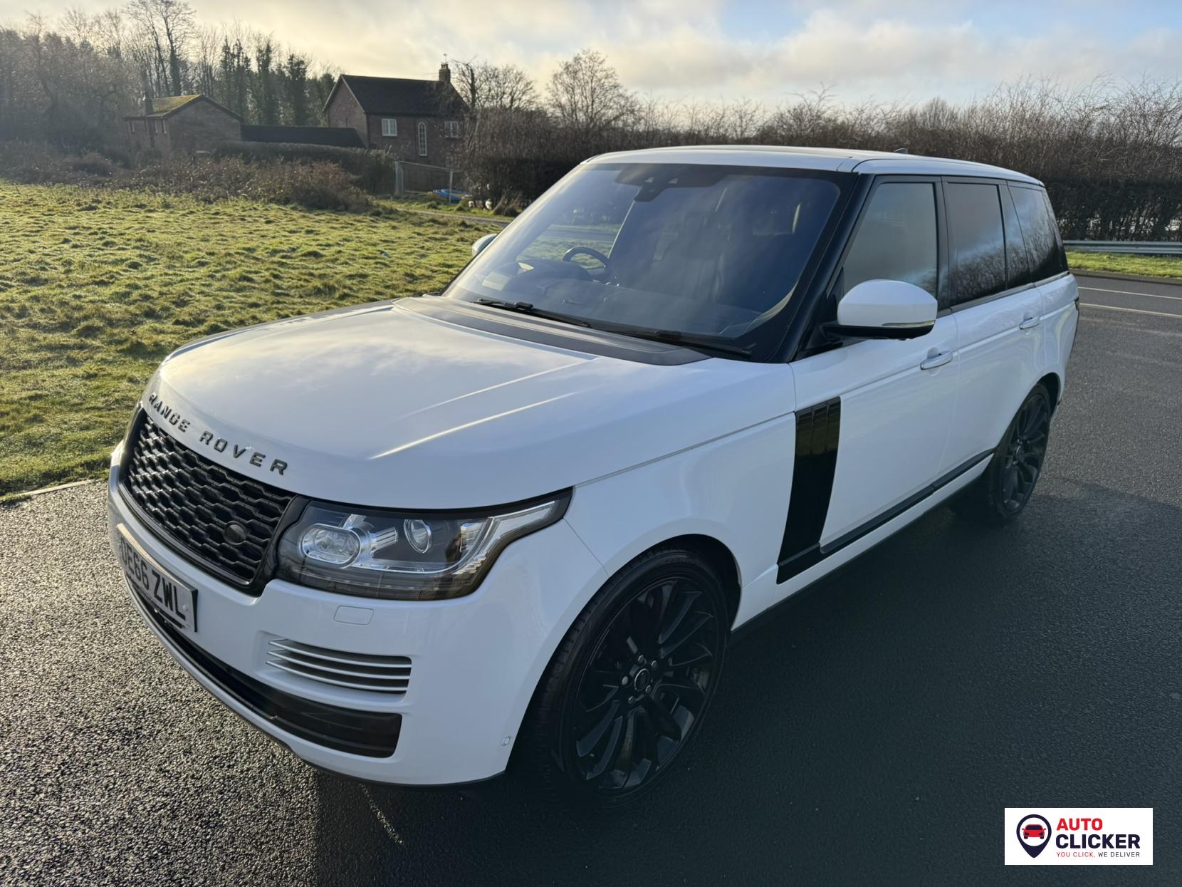 Land Rover Range Rover 4.4 SD V8 Vogue SE SUV 5dr Diesel Auto 4WD Euro 6 (s/s) (339 ps)