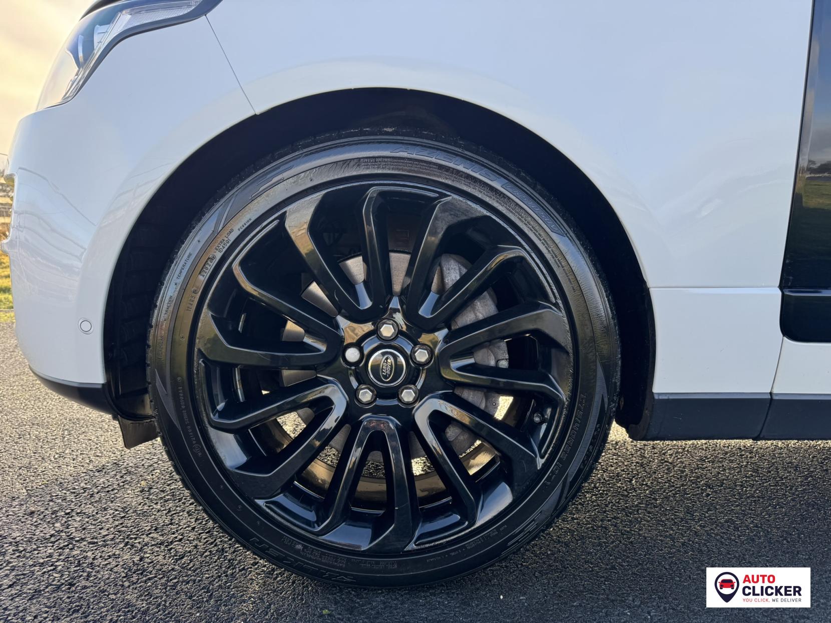 Land Rover Range Rover 4.4 SD V8 Vogue SE SUV 5dr Diesel Auto 4WD Euro 6 (s/s) (339 ps)