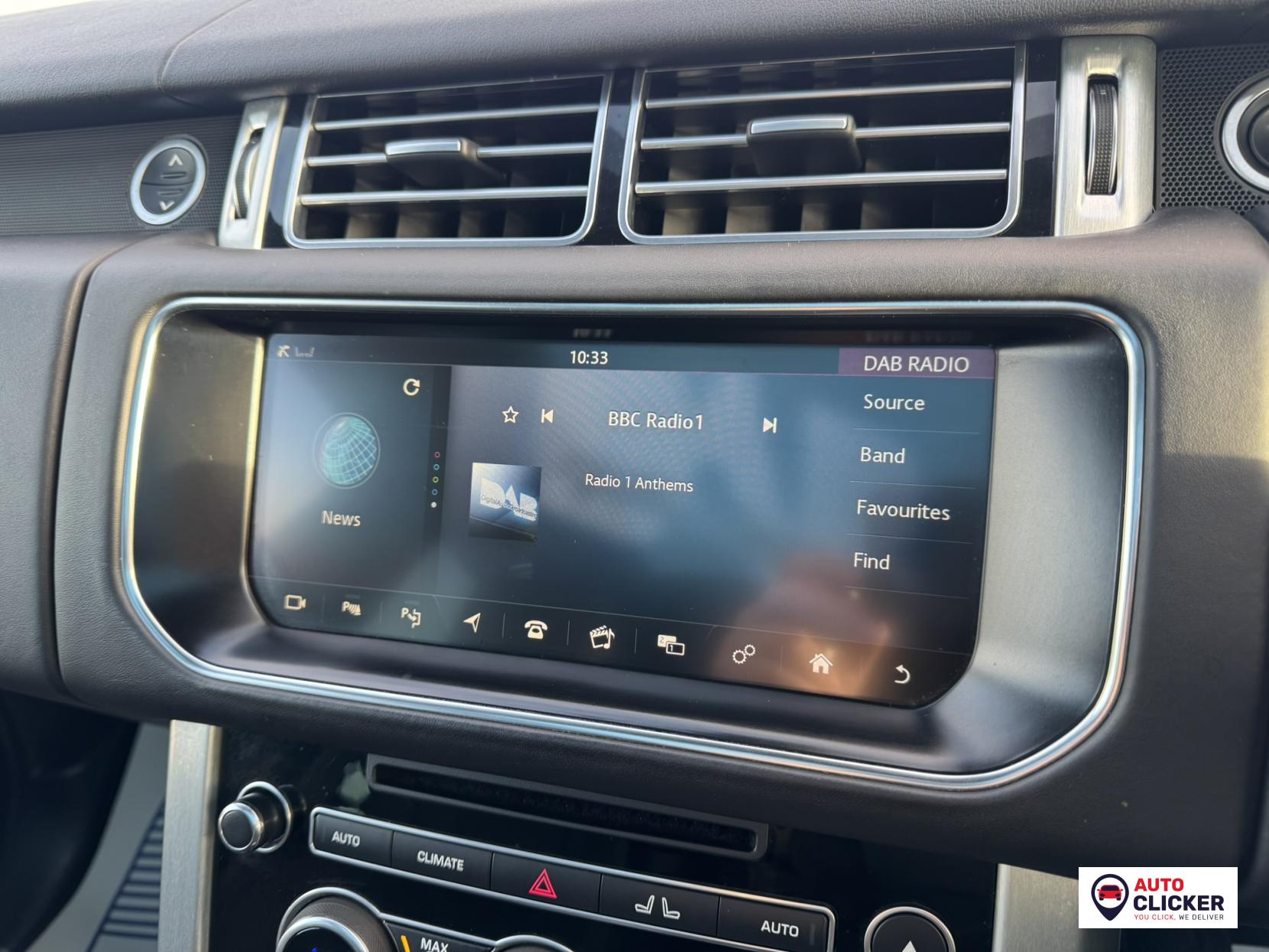 Land Rover Range Rover 4.4 SD V8 Vogue SE SUV 5dr Diesel Auto 4WD Euro 6 (s/s) (339 ps)