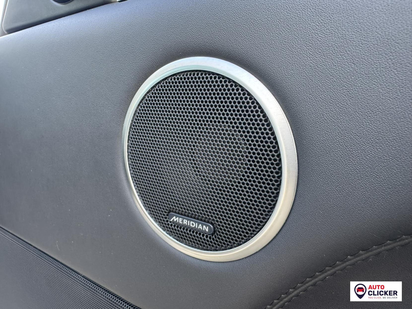 Land Rover Range Rover 4.4 SD V8 Vogue SE SUV 5dr Diesel Auto 4WD Euro 6 (s/s) (339 ps)