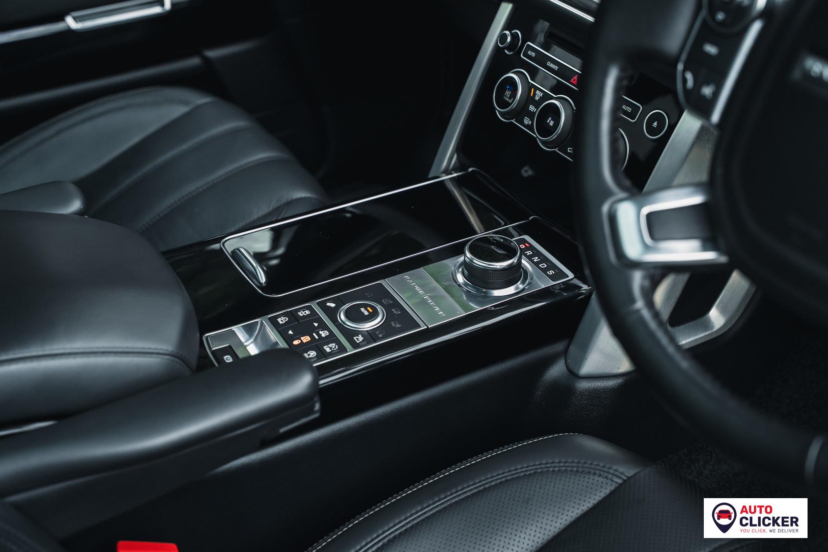 Land Rover Range Rover 4.4 SD V8 Vogue SE SUV 5dr Diesel Auto 4WD Euro 6 (s/s) (339 ps)