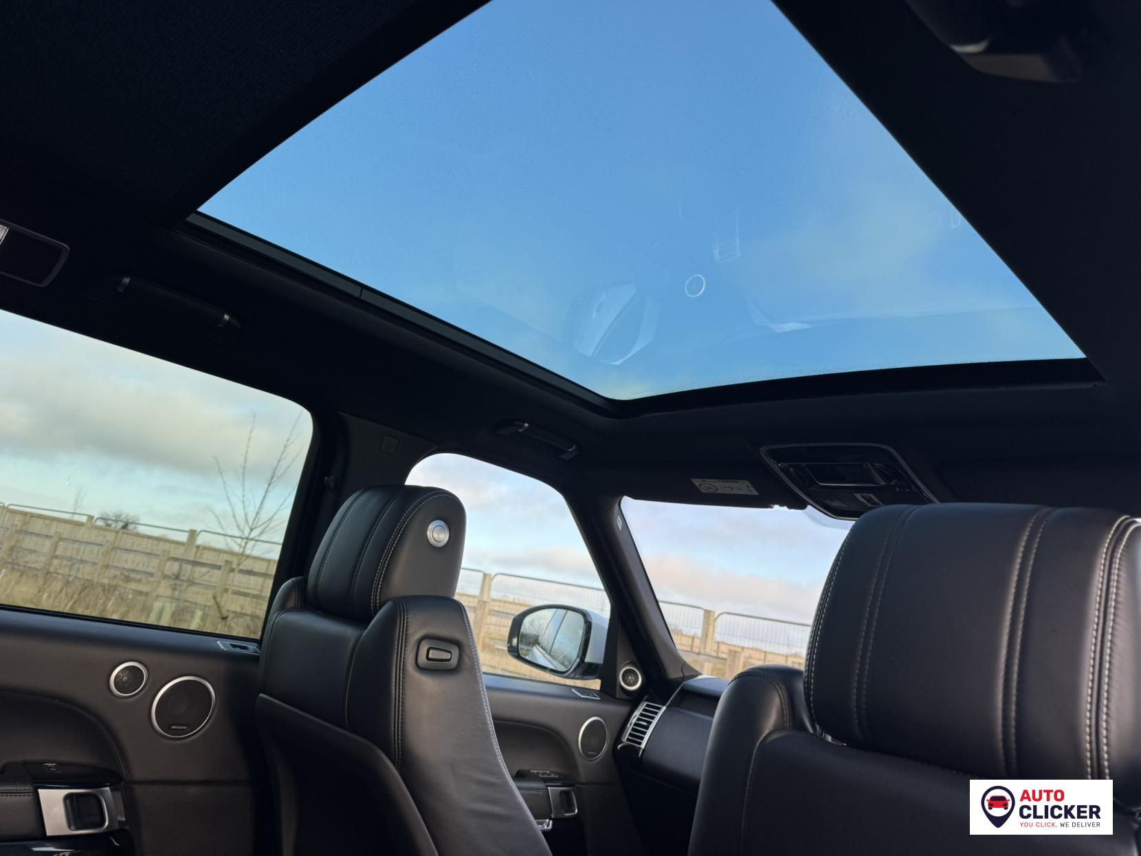 Land Rover Range Rover 4.4 SD V8 Vogue SE SUV 5dr Diesel Auto 4WD Euro 6 (s/s) (339 ps)