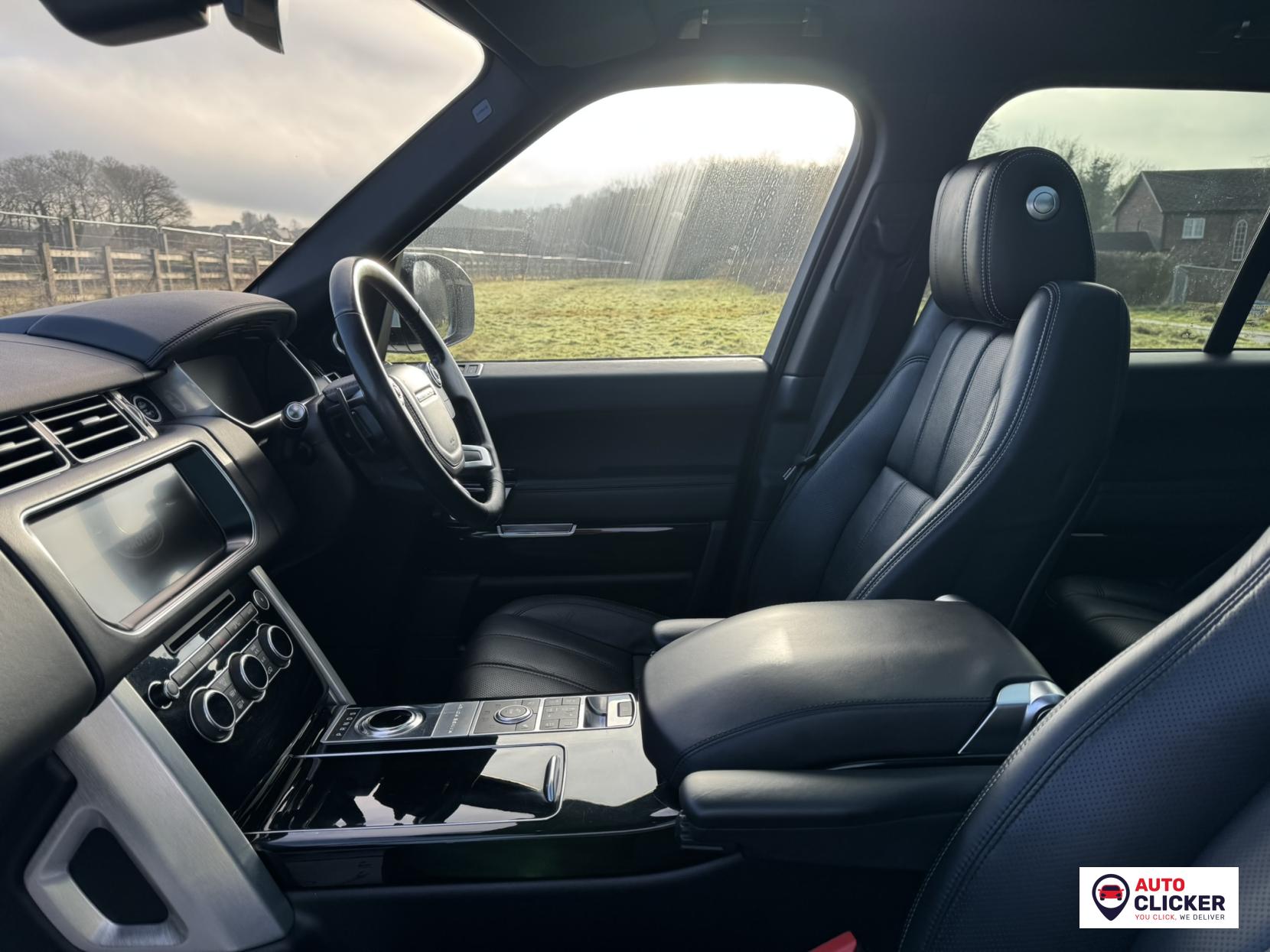 Land Rover Range Rover 4.4 SD V8 Vogue SE SUV 5dr Diesel Auto 4WD Euro 6 (s/s) (339 ps)