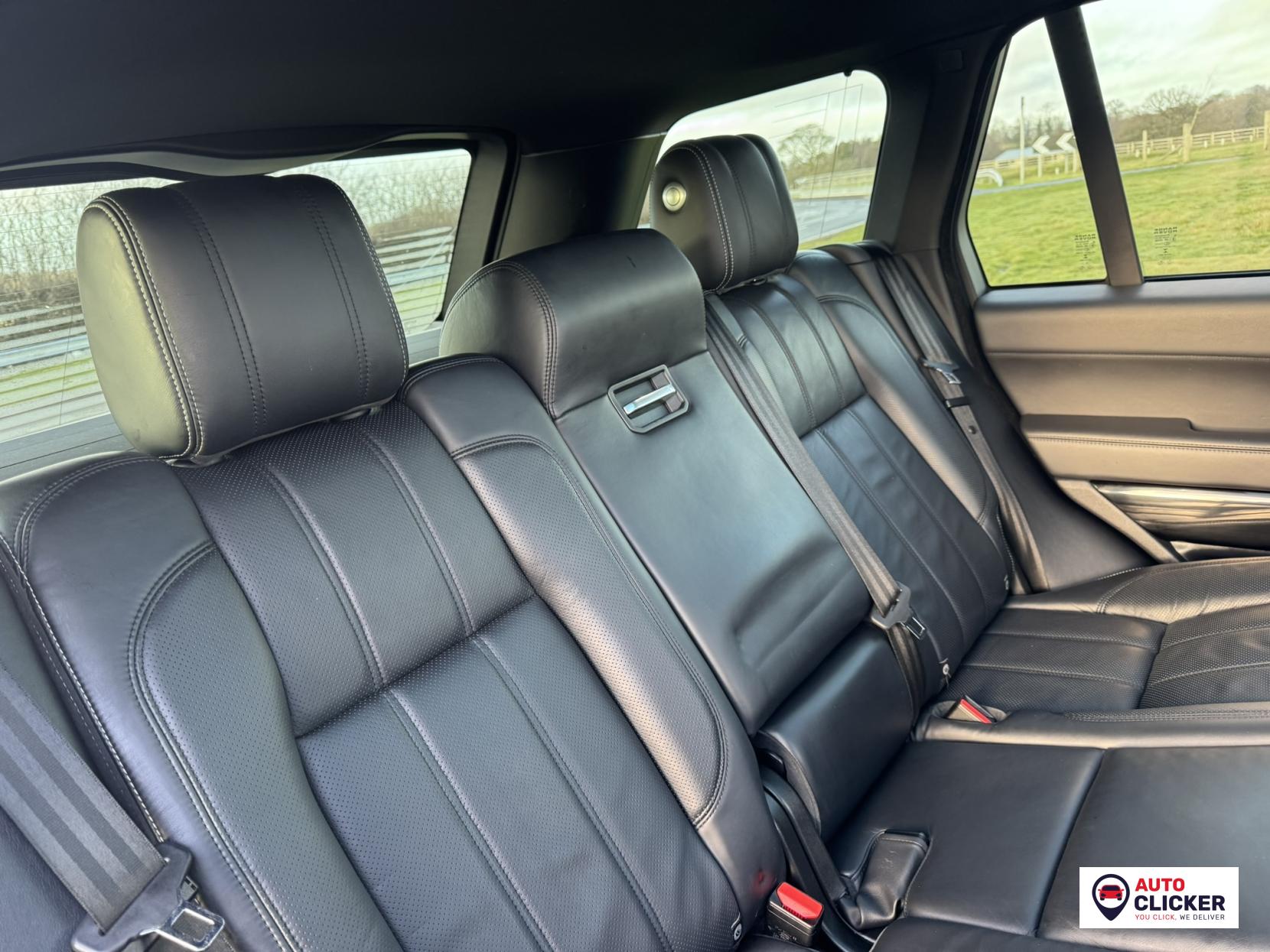 Land Rover Range Rover 4.4 SD V8 Vogue SE SUV 5dr Diesel Auto 4WD Euro 6 (s/s) (339 ps)