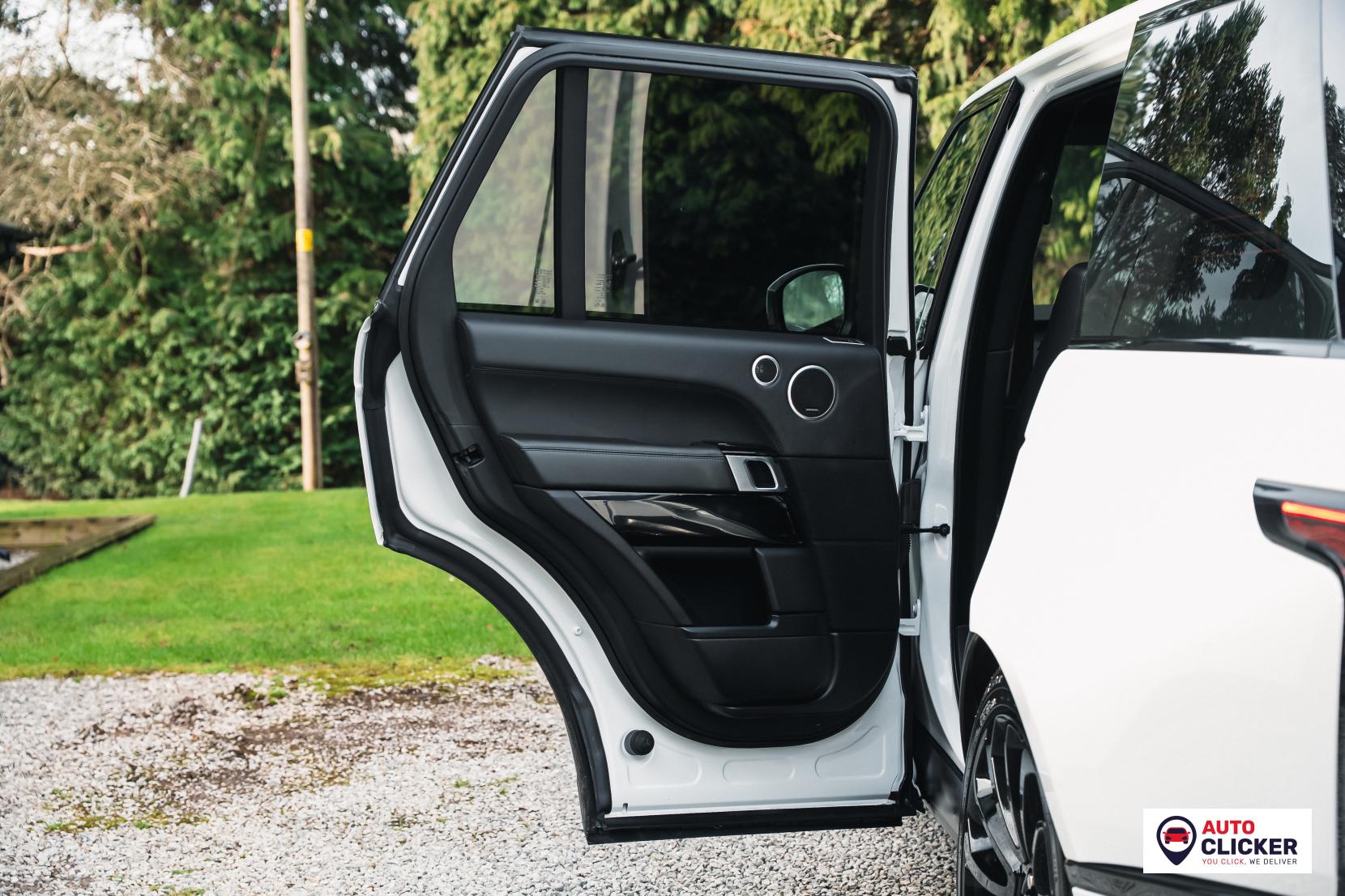 Land Rover Range Rover 4.4 SD V8 Vogue SE SUV 5dr Diesel Auto 4WD Euro 6 (s/s) (339 ps)