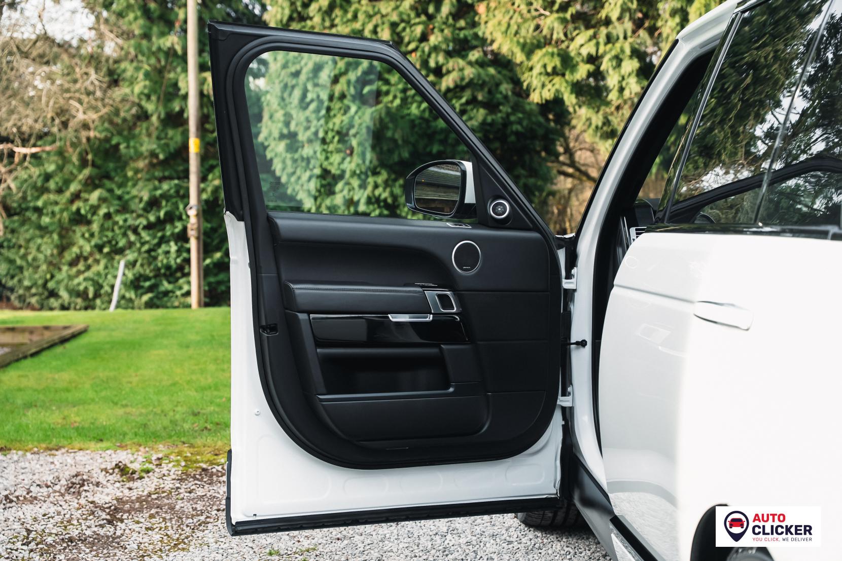 Land Rover Range Rover 4.4 SD V8 Vogue SE SUV 5dr Diesel Auto 4WD Euro 6 (s/s) (339 ps)