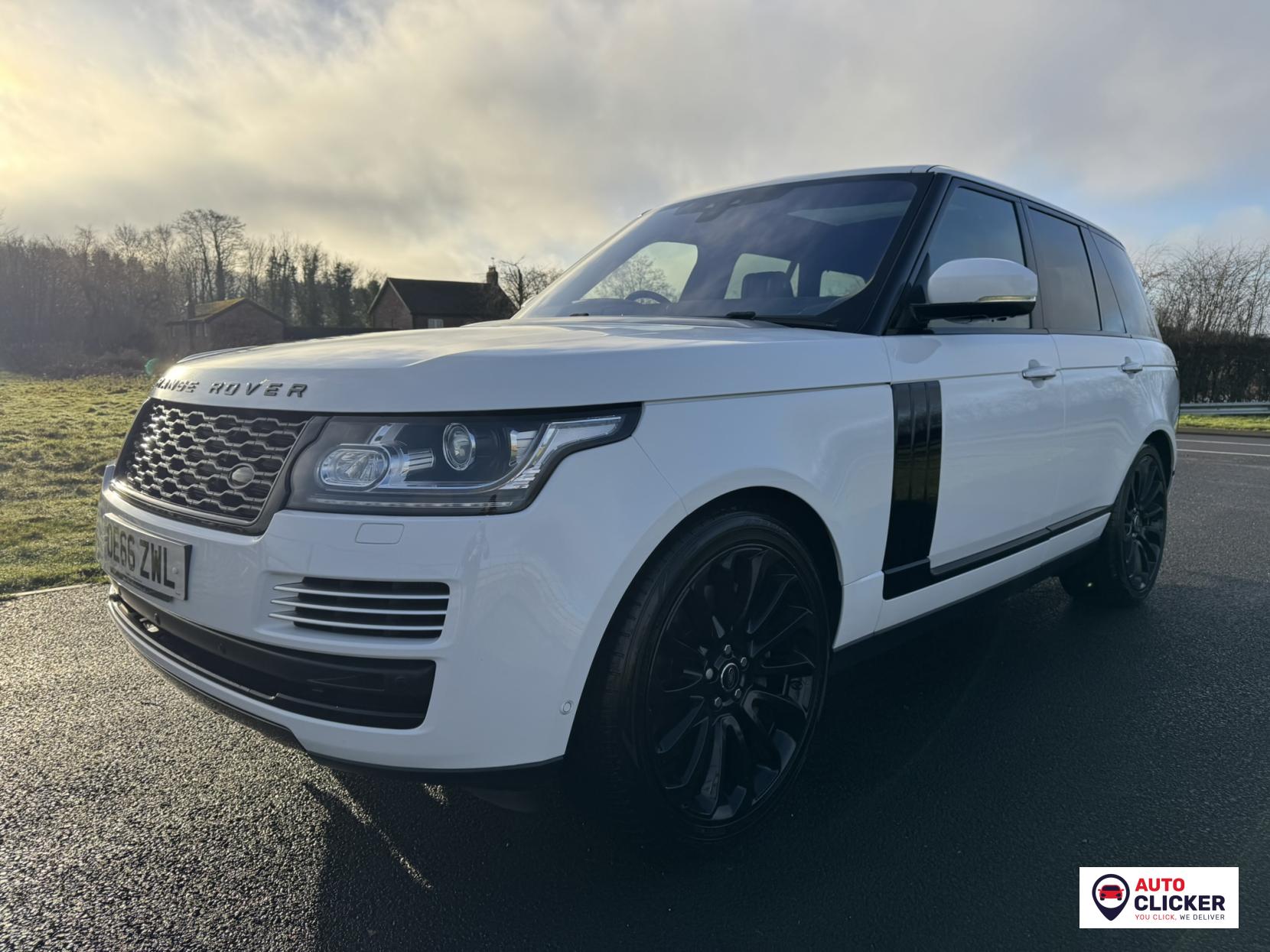 Land Rover Range Rover 4.4 SD V8 Vogue SE SUV 5dr Diesel Auto 4WD Euro 6 (s/s) (339 ps)