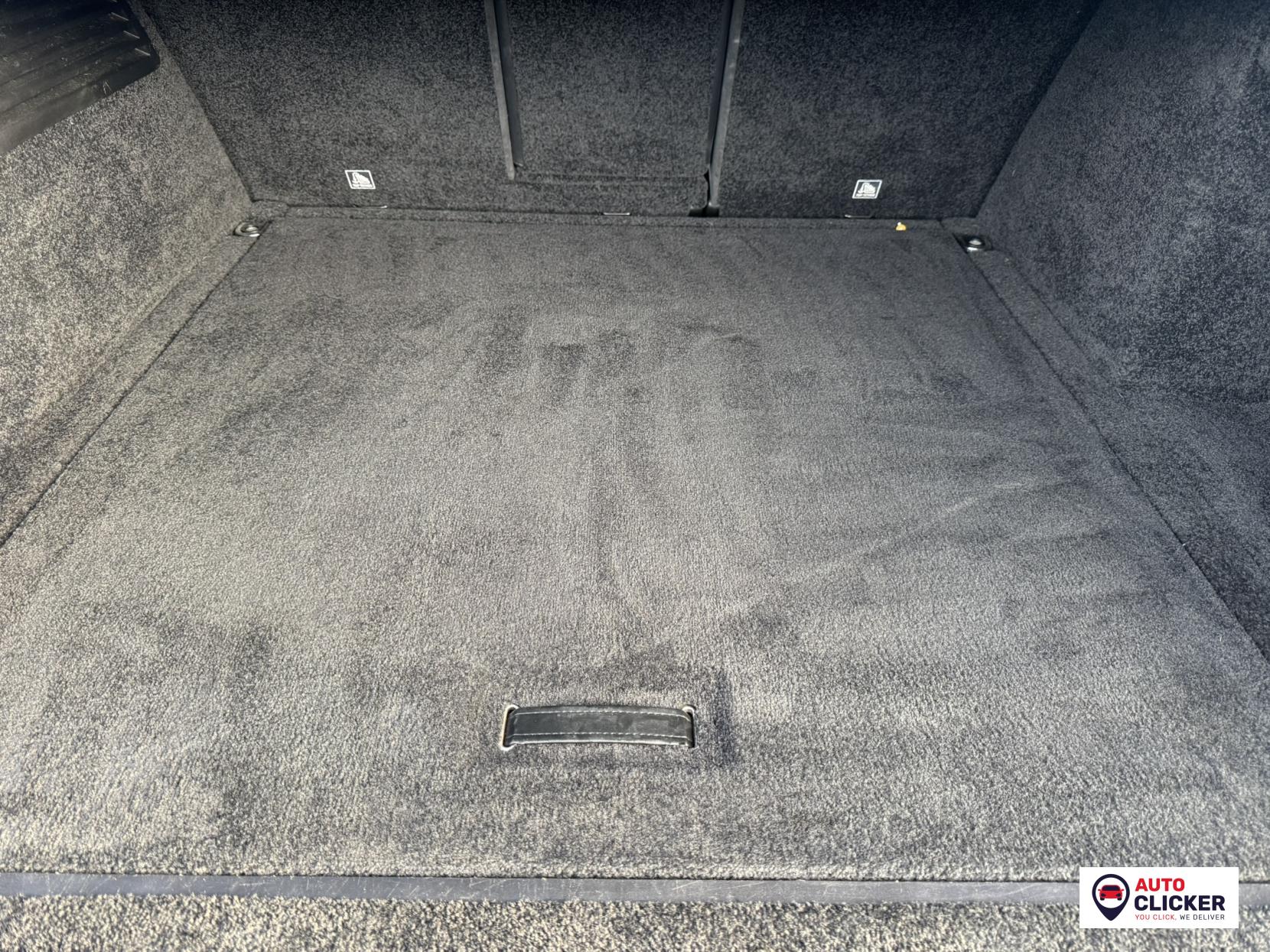 Land Rover Range Rover 4.4 SD V8 Vogue SE SUV 5dr Diesel Auto 4WD Euro 6 (s/s) (339 ps)