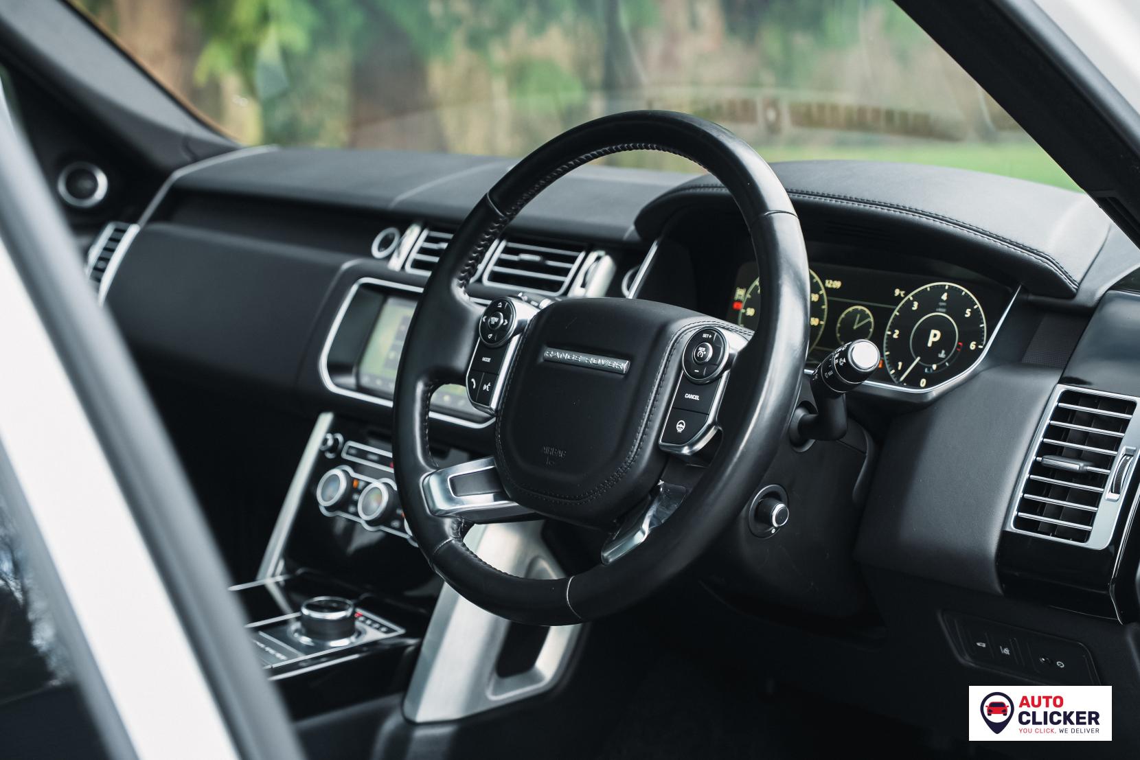 Land Rover Range Rover 4.4 SD V8 Vogue SE SUV 5dr Diesel Auto 4WD Euro 6 (s/s) (339 ps)