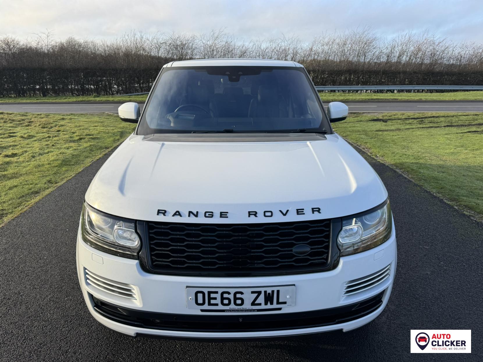Land Rover Range Rover 4.4 SD V8 Vogue SE SUV 5dr Diesel Auto 4WD Euro 6 (s/s) (339 ps)