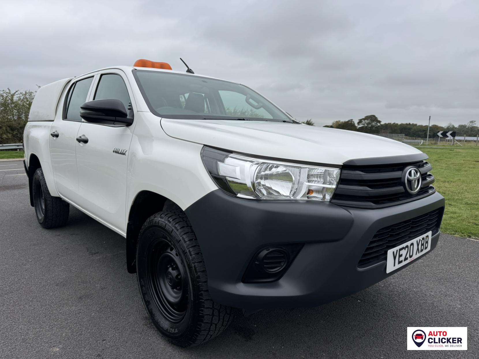 Toyota Hilux 2.4 D-4D Active Pickup Extended Cab 4dr Diesel Manual 4WD Euro 6 (3.5t) (150 ps)