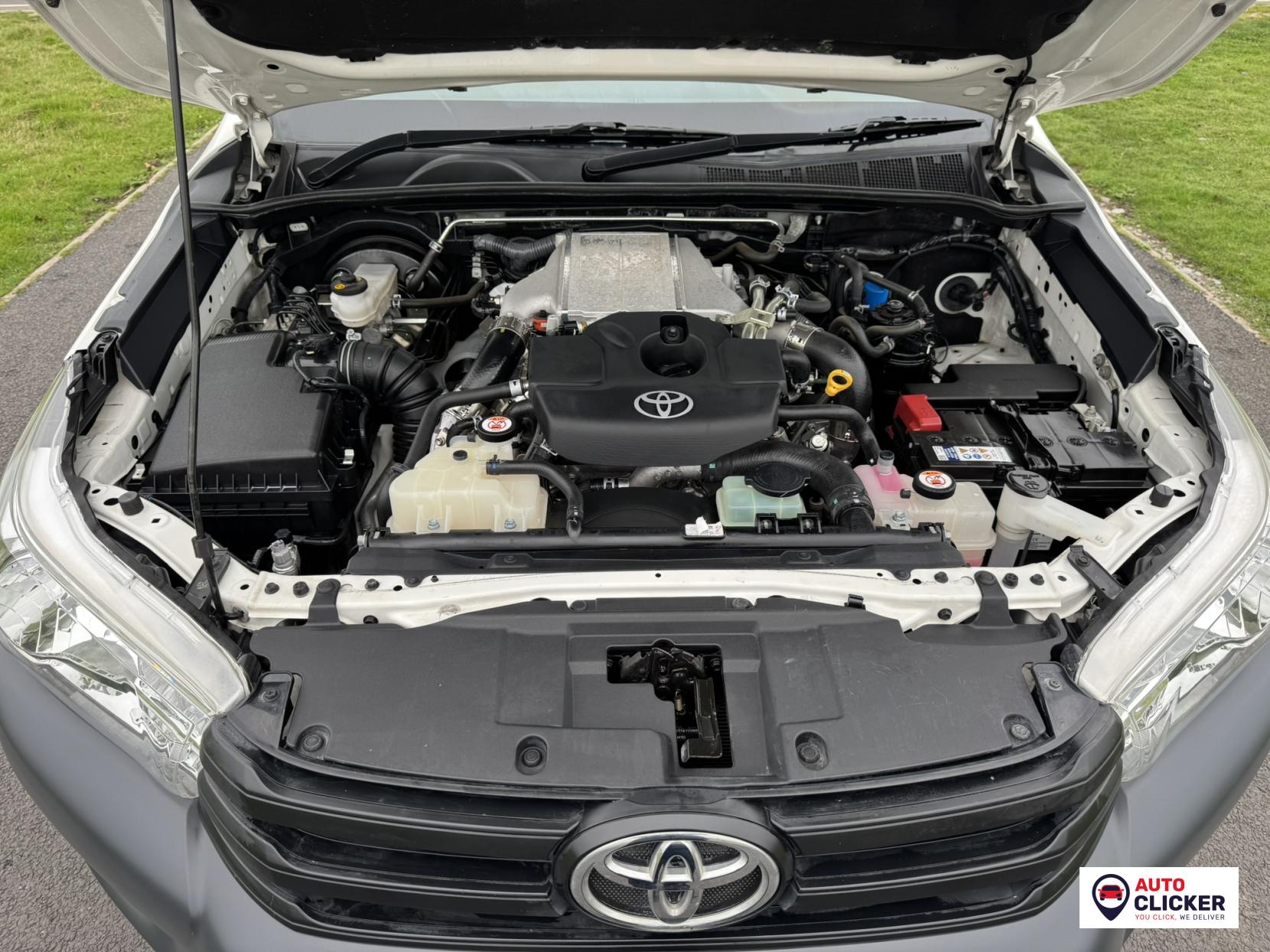 Toyota Hilux 2.4 D-4D Active Pickup Extended Cab 4dr Diesel Manual 4WD Euro 6 (3.5t) (150 ps)
