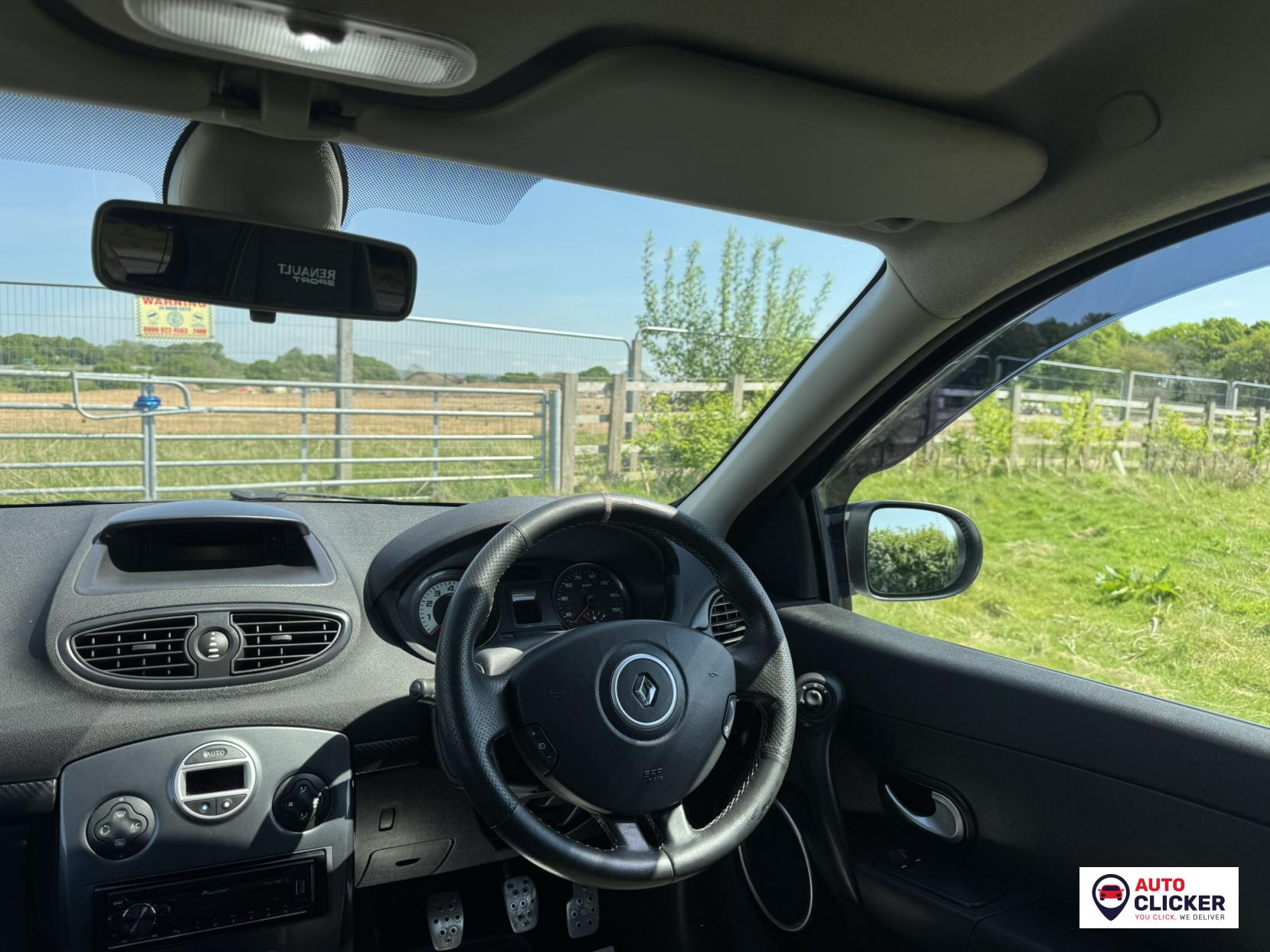 Renault Clio 2.0 Renaultsport Hatchback 3dr Petrol Manual Euro 5 (200 ps)