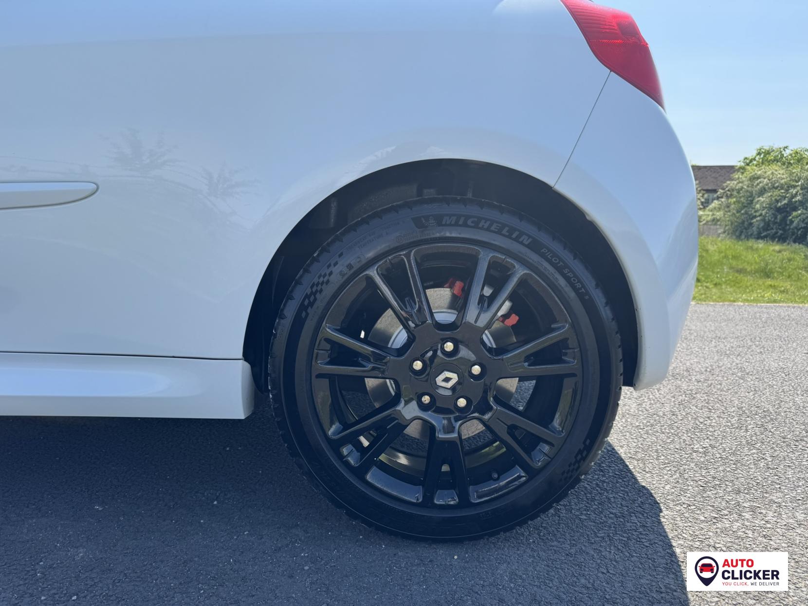 Renault Clio 2.0 Renaultsport Hatchback 3dr Petrol Manual Euro 5 (200 ps)