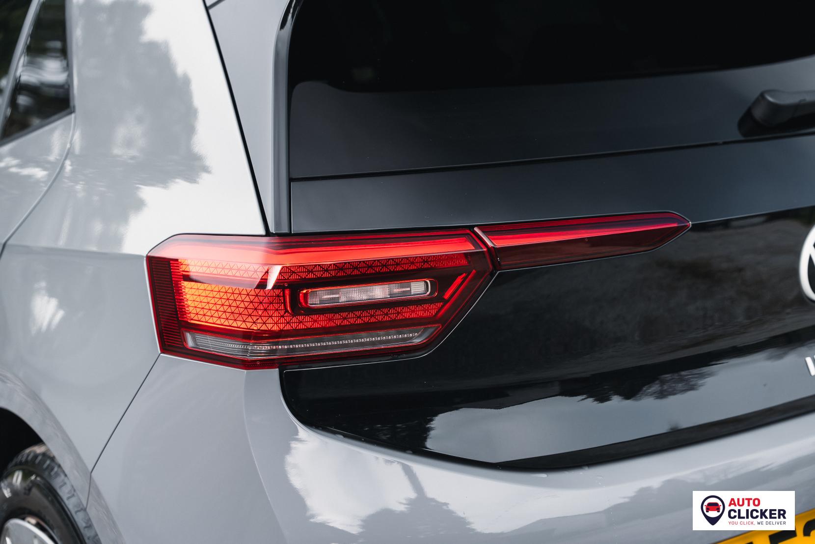 Volkswagen ID.3 Pro Performance 58kWh Family Hatchback 5dr Electric Auto (204 ps)