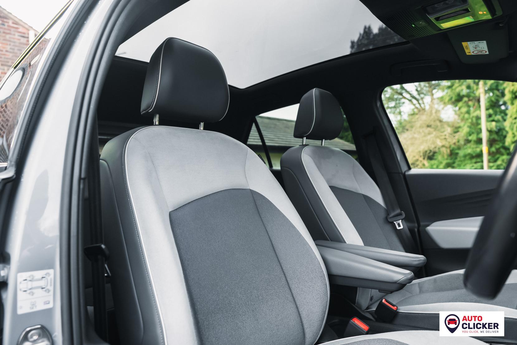 Volkswagen ID.3 Pro Performance 58kWh Family Hatchback 5dr Electric Auto (204 ps)