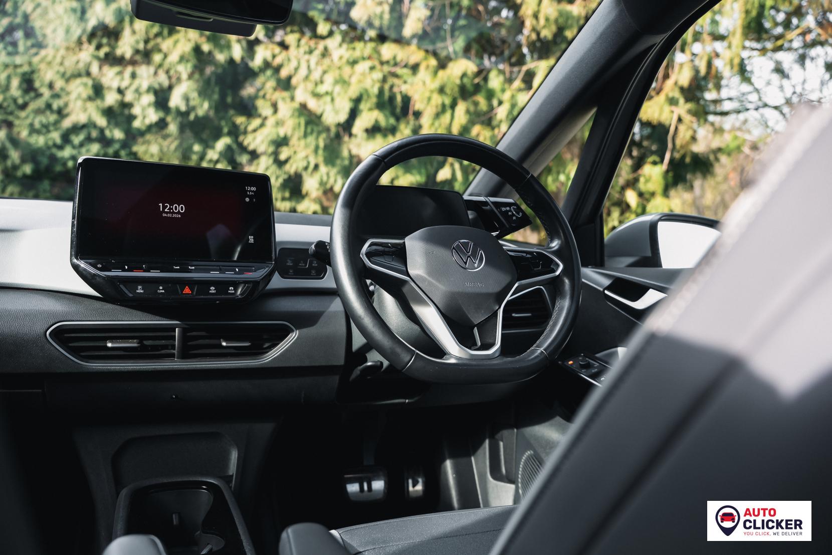 Volkswagen ID.3 Pro Performance 58kWh Family Hatchback 5dr Electric Auto (204 ps)