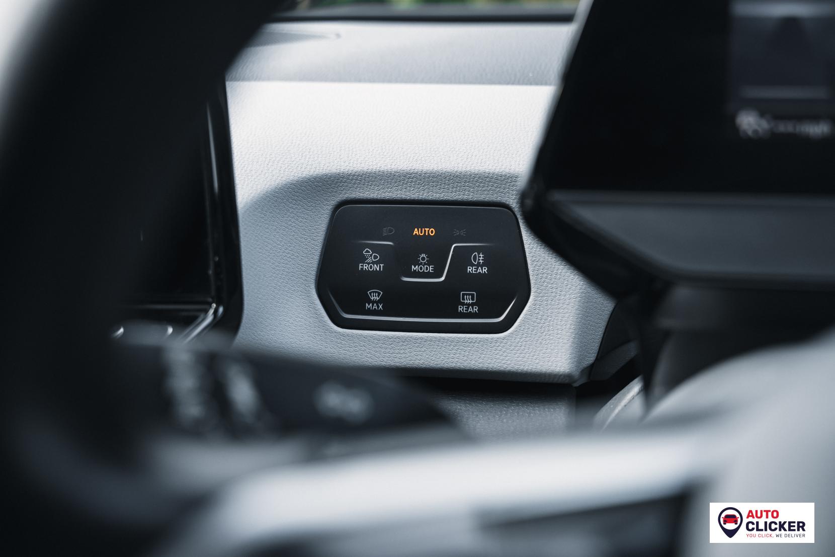 Volkswagen ID.3 Pro Performance 58kWh Family Hatchback 5dr Electric Auto (204 ps)