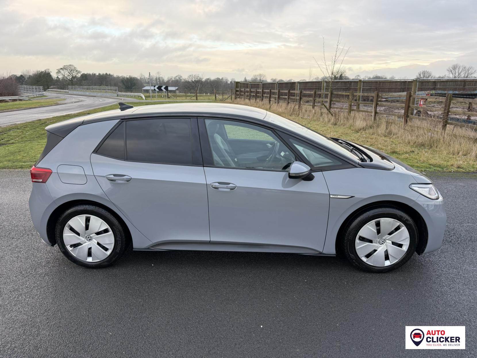 Volkswagen ID.3 Pro Performance 58kWh Family Hatchback 5dr Electric Auto (204 ps)