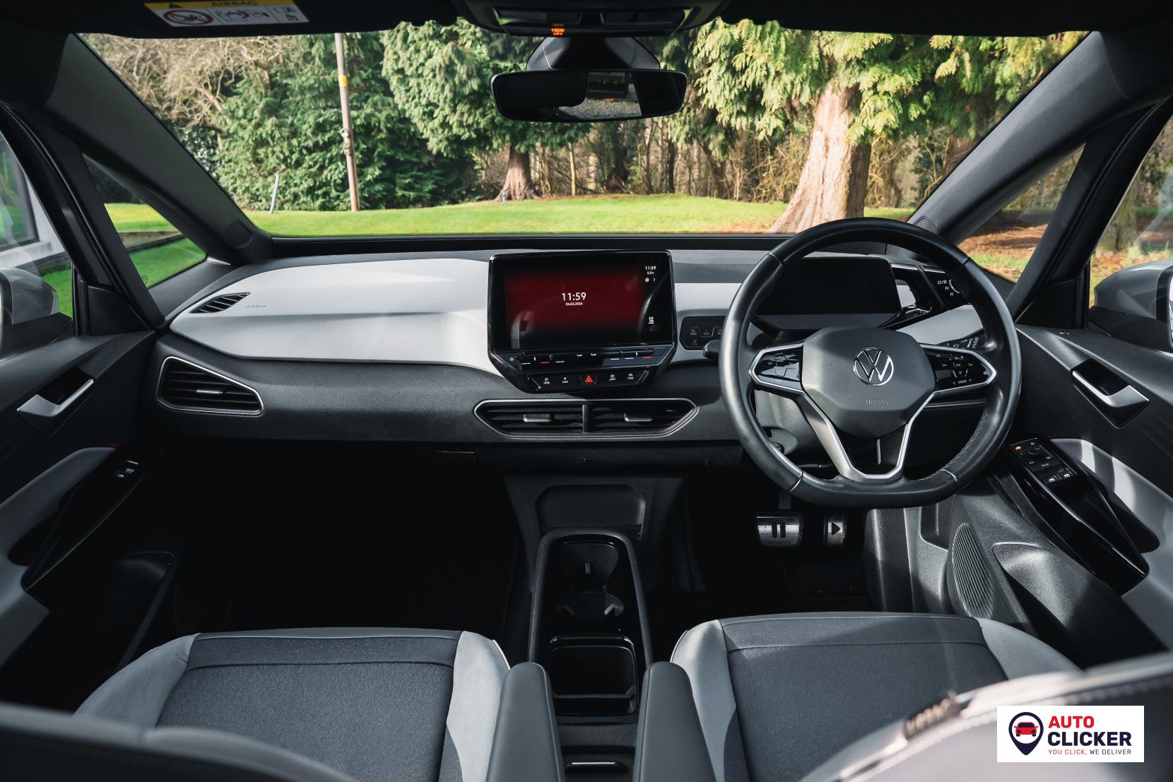 Volkswagen ID.3 Pro Performance 58kWh Family Hatchback 5dr Electric Auto (204 ps)