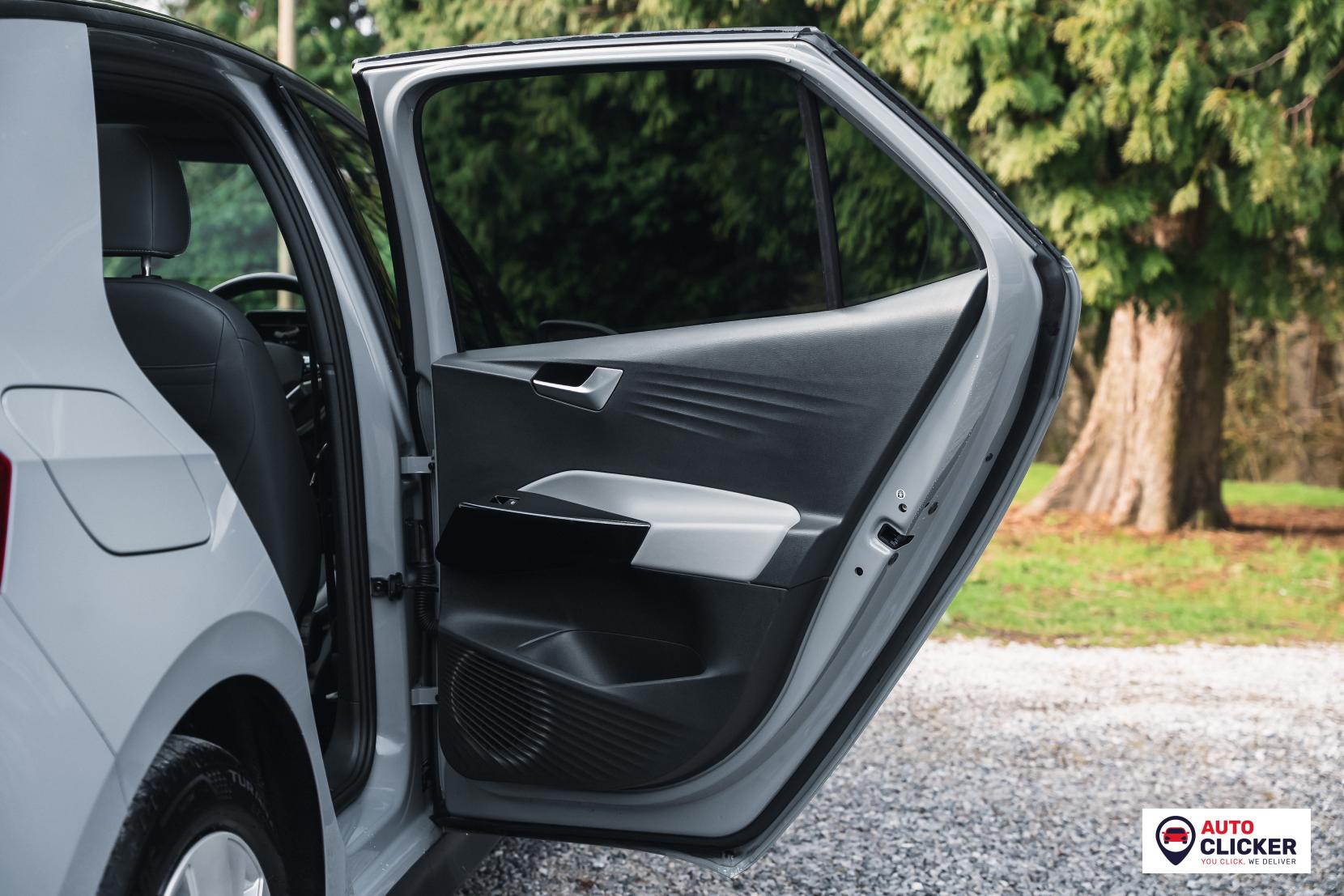 Volkswagen ID.3 Pro Performance 58kWh Family Hatchback 5dr Electric Auto (204 ps)